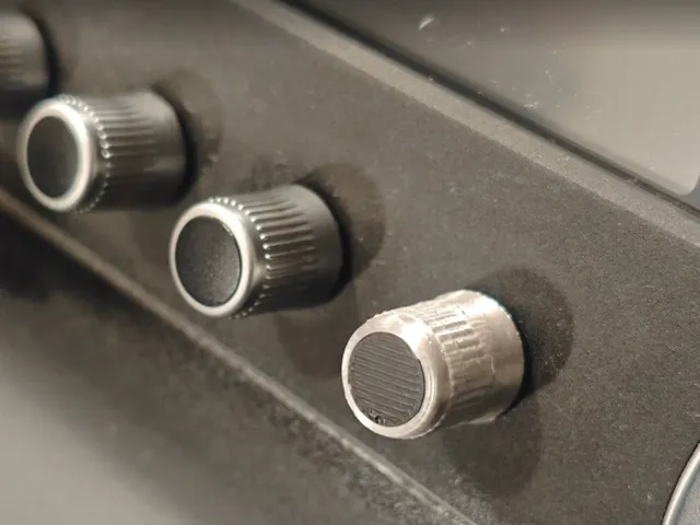 Midas M32 - rotate encoder