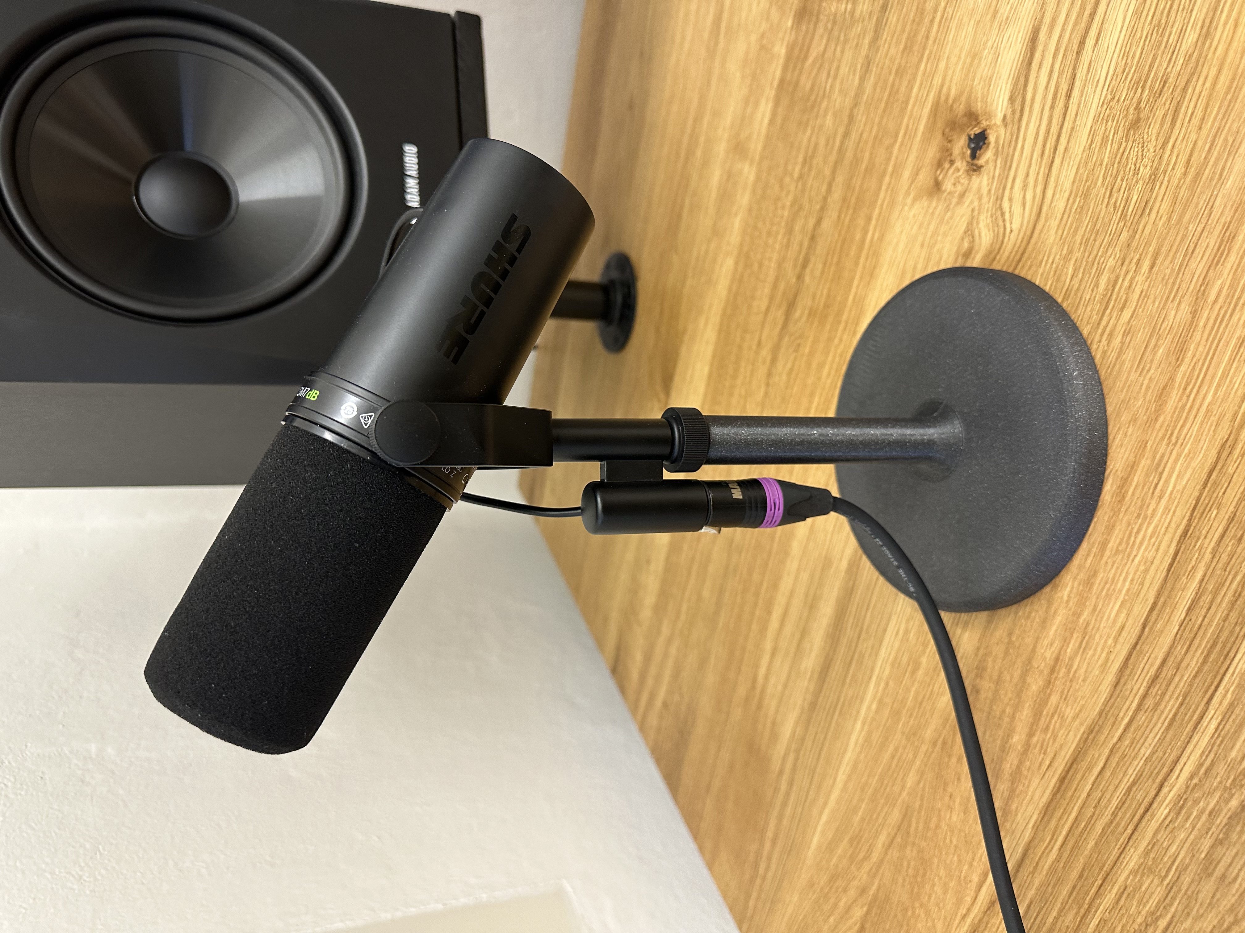 Mic stand for podcasts or video calls