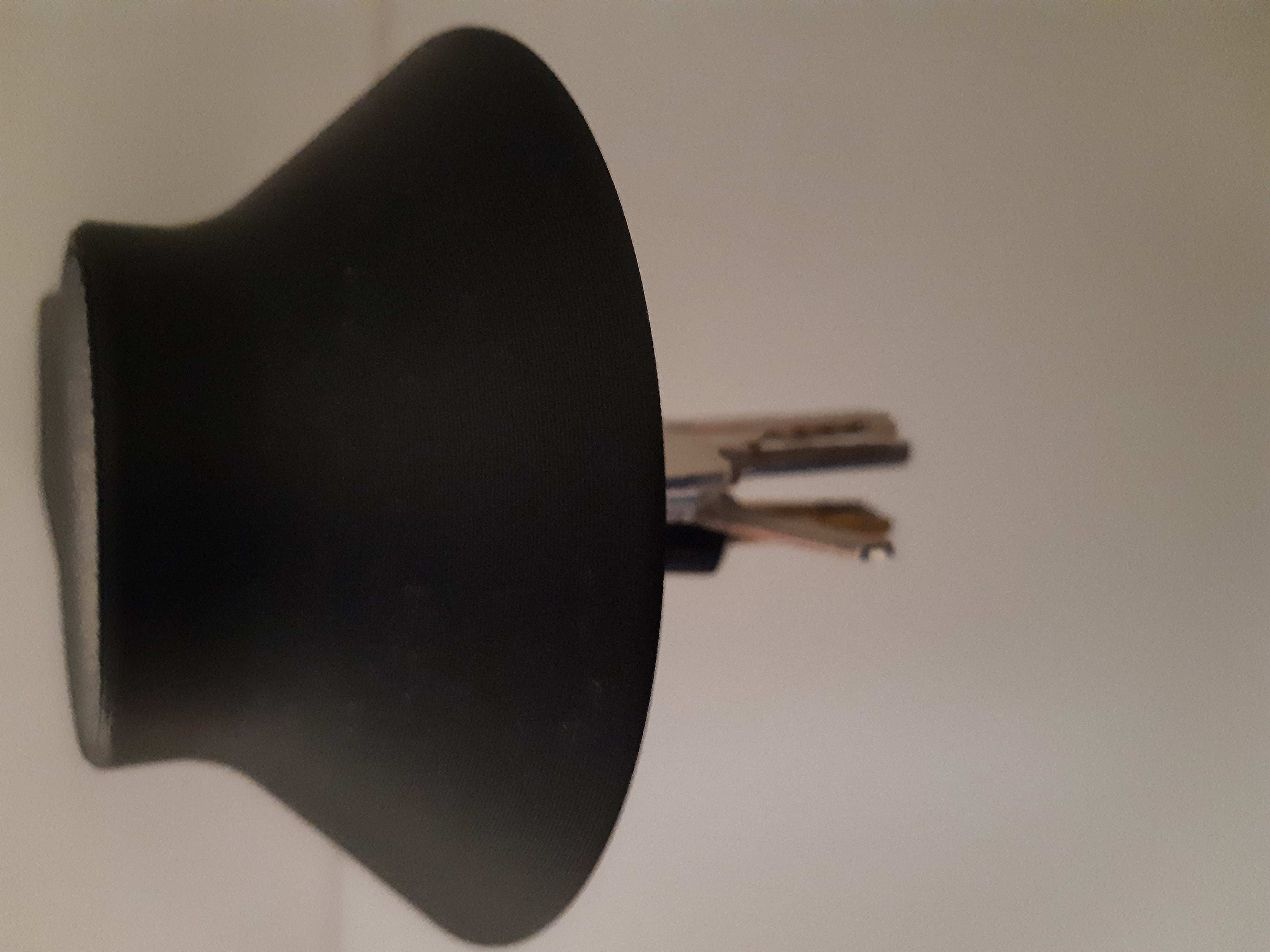 Magnetic keys holder