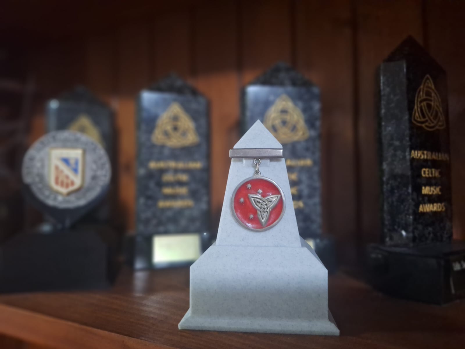 Obelisk Medal Stand
