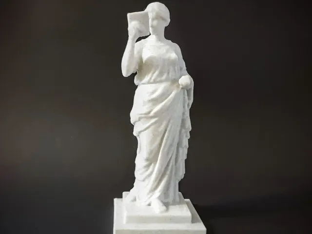 Statue of Venus with iPad