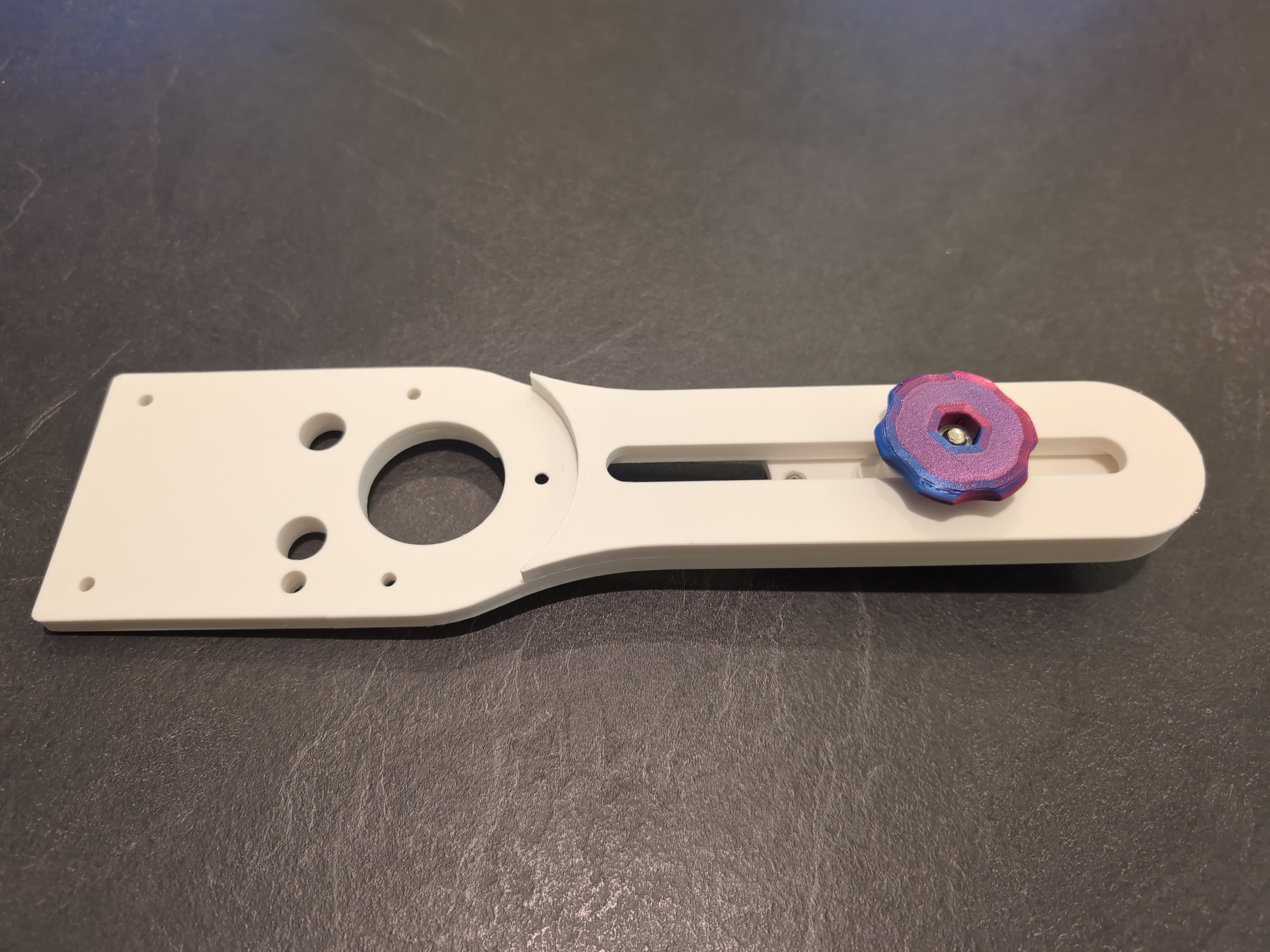 Circle router jig for Bosch GKF 12V-8