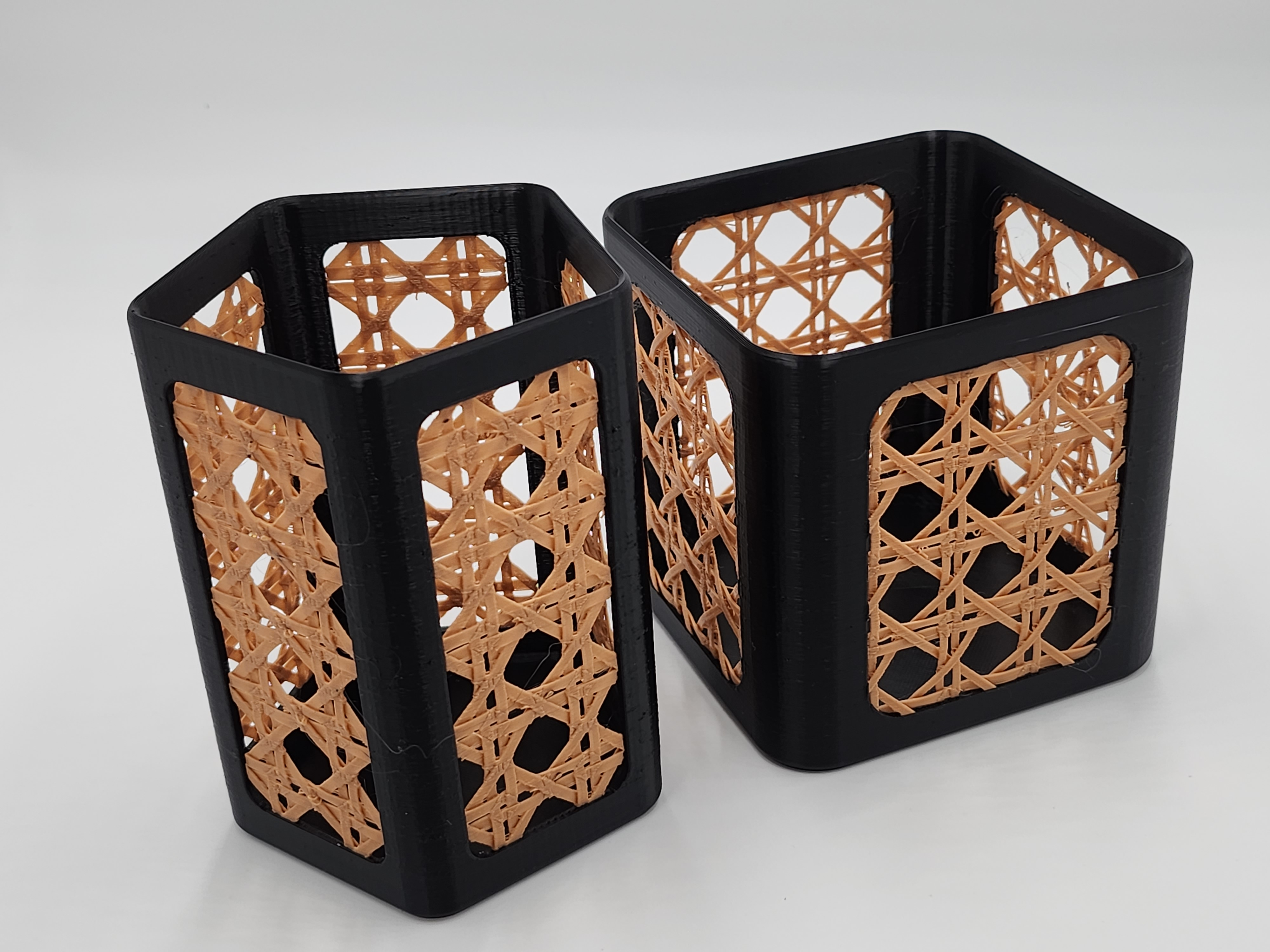 Octagonal plaiting basketweave containers