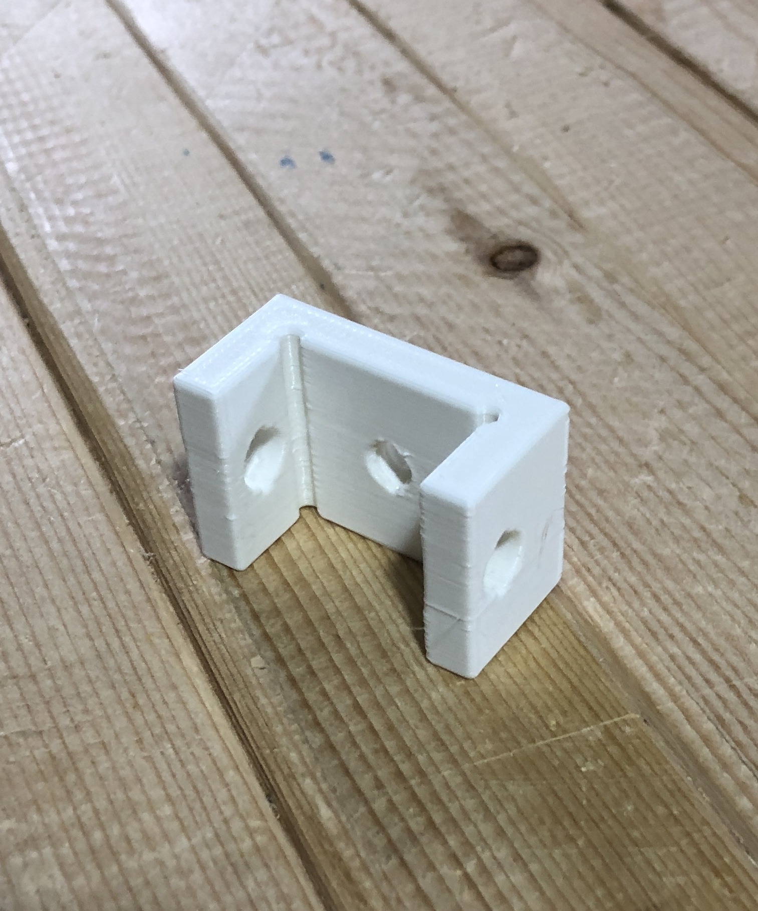 BuildingBlocks White U Adapter