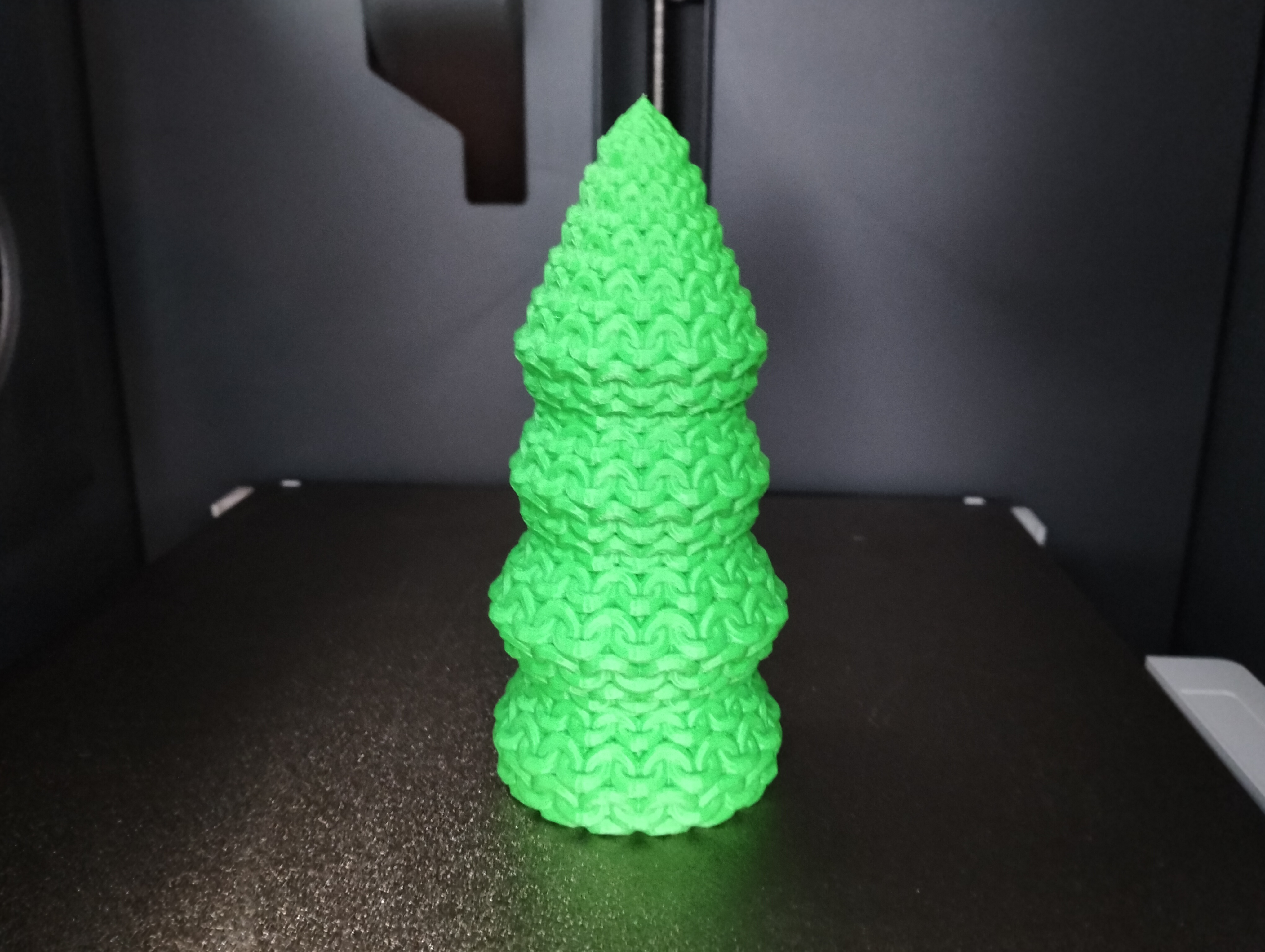 Knitted Christmas Tree — thumbnail 2