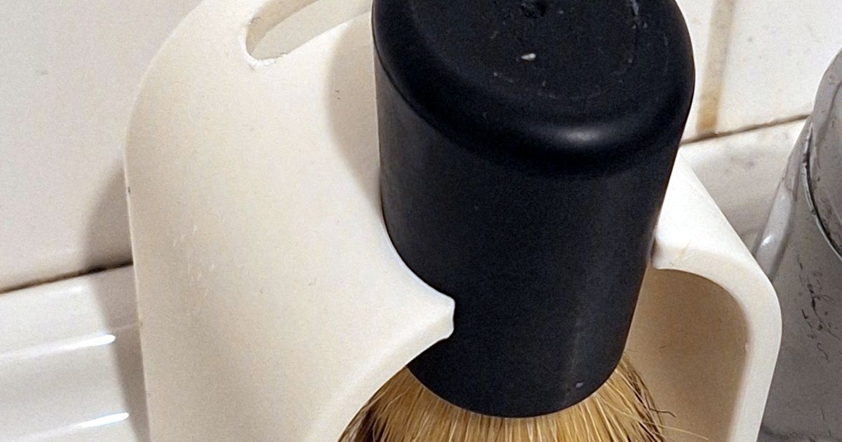 Shaving Brush and Straight Razor stand by Nikolaus | Download free STL ...