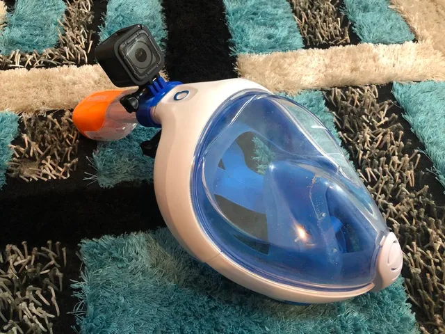 GoPro holder for diving mask