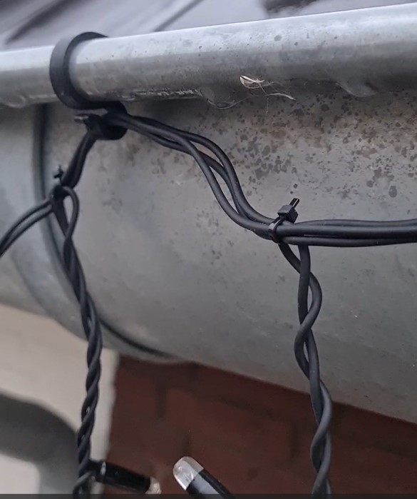Gutter clip