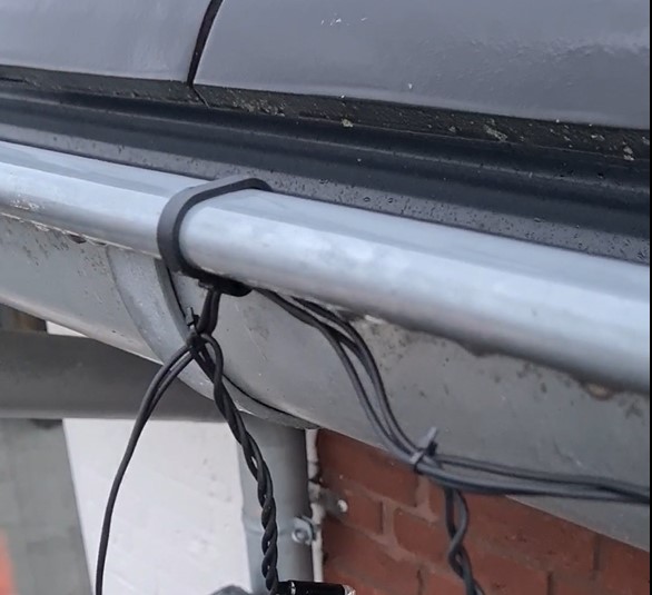 Miniatura 2 do modelo 3D Gutter clip