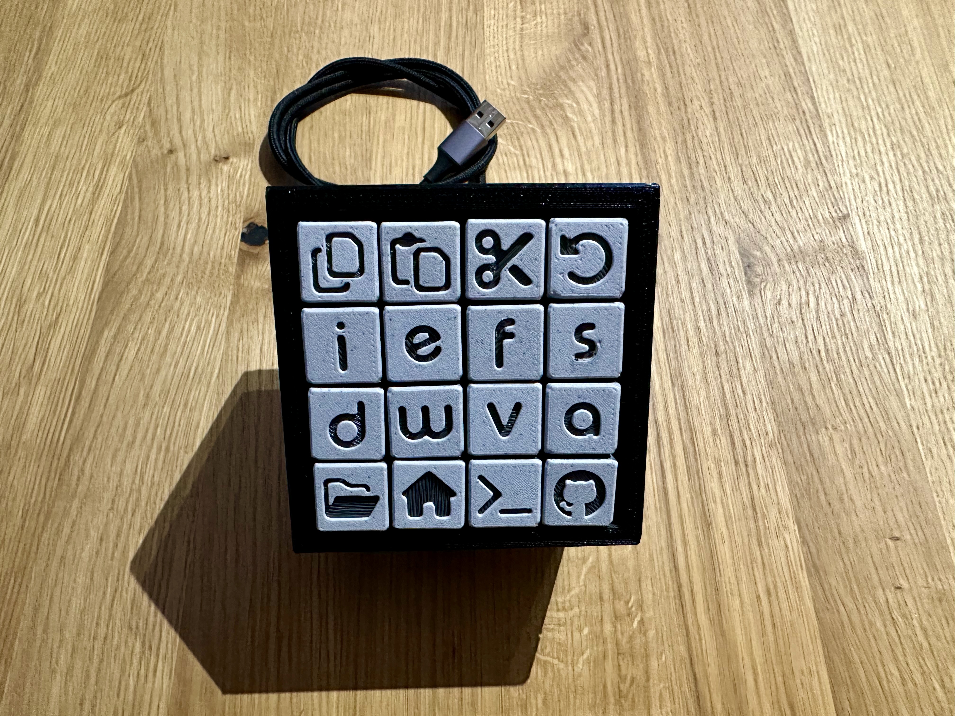 Custom 16 button macro keyboard