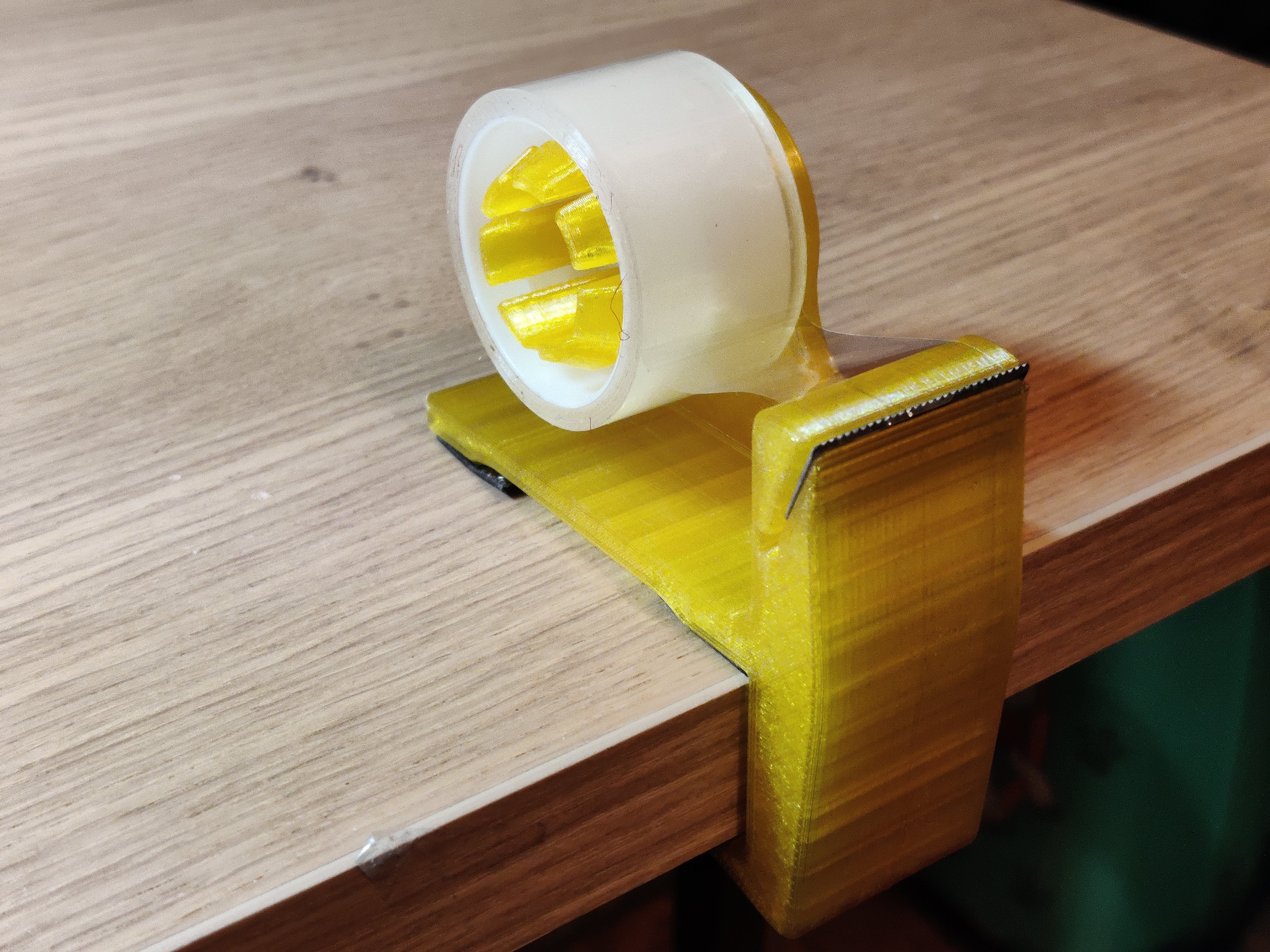 Tape Dispenser That Works