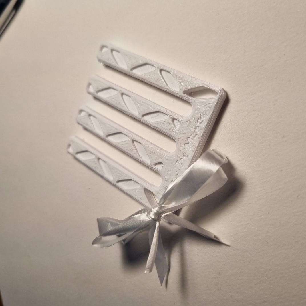 Miniatura 3 do modelo 3D Mini Bow-Tie Maker (the fork method)