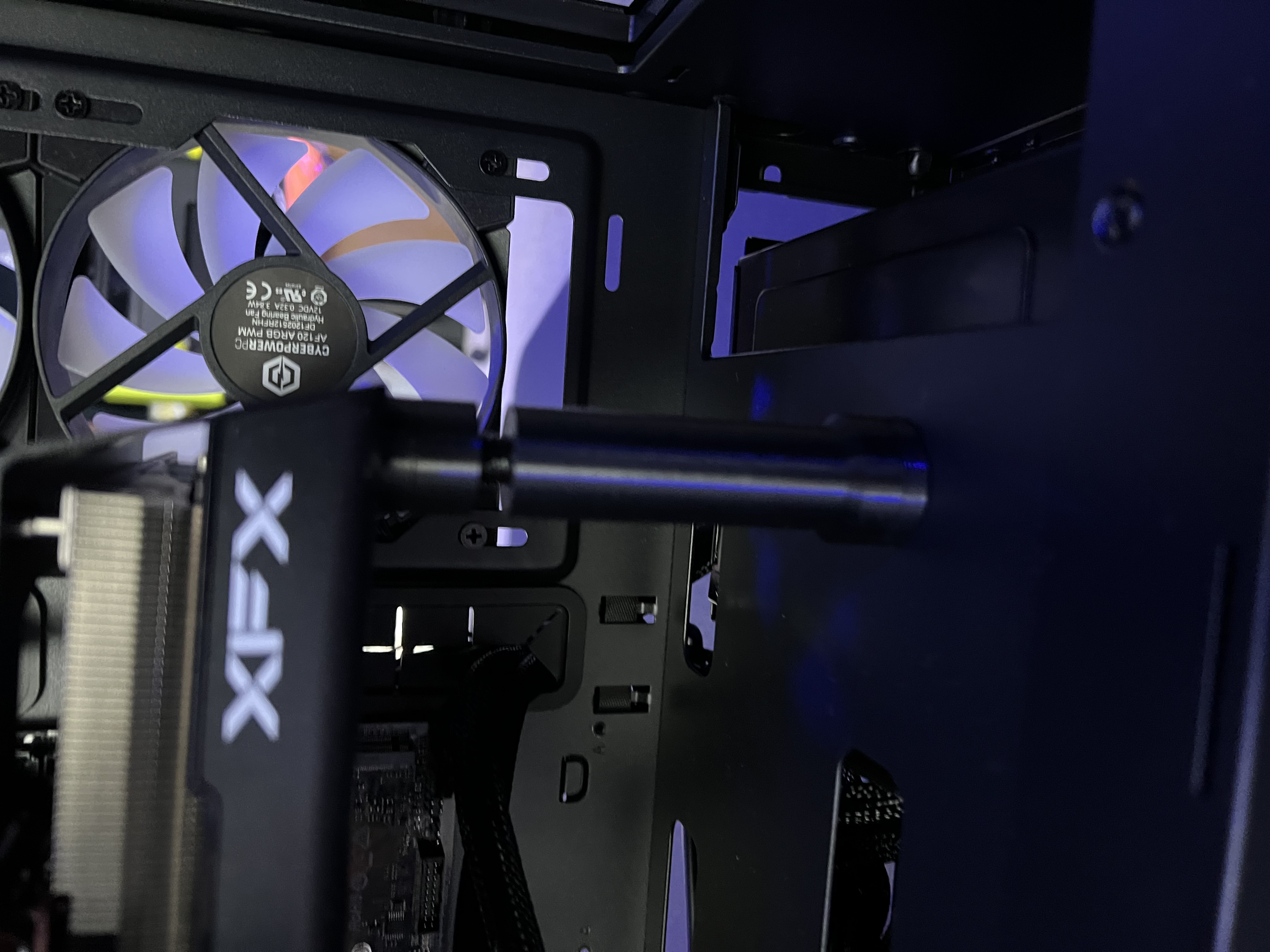 Miniatura 2 do modelo 3D Computer GPU Slim Support