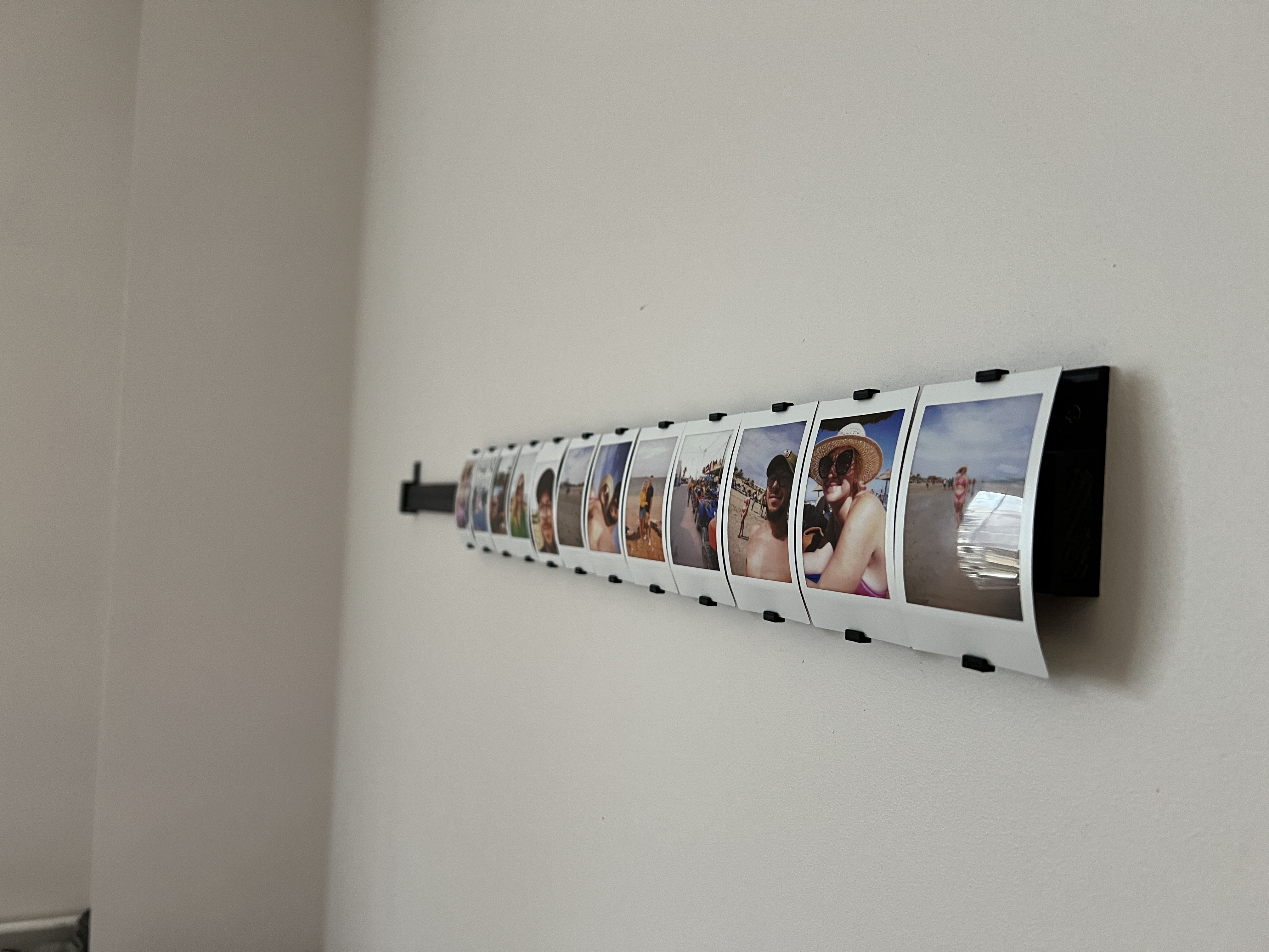 Uchwyt na ścianę do zdjęć Instax Mini / Wall Photo Holder for Instax Mini