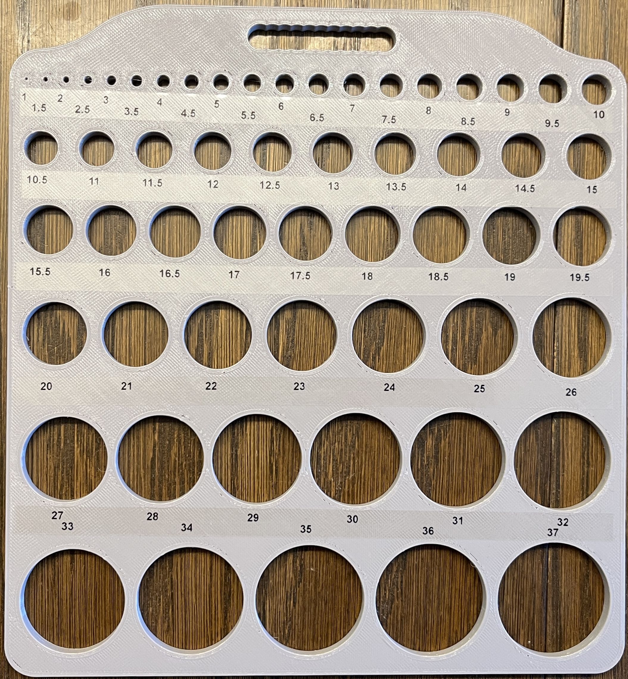 Musterplatte - Bohrungen - Ø1-37mm