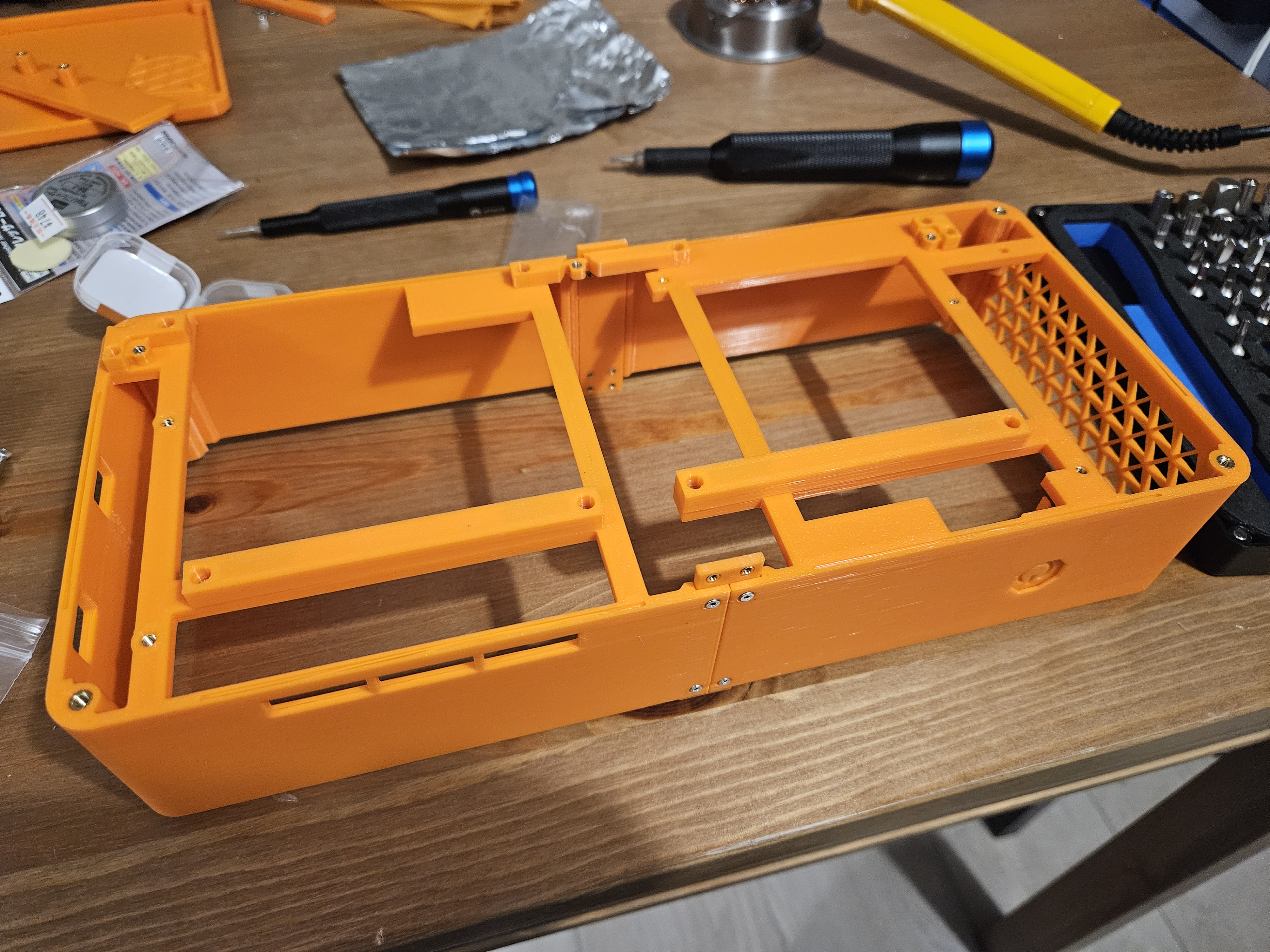 Framework NAS/media server with battery backup — thumbnail 5