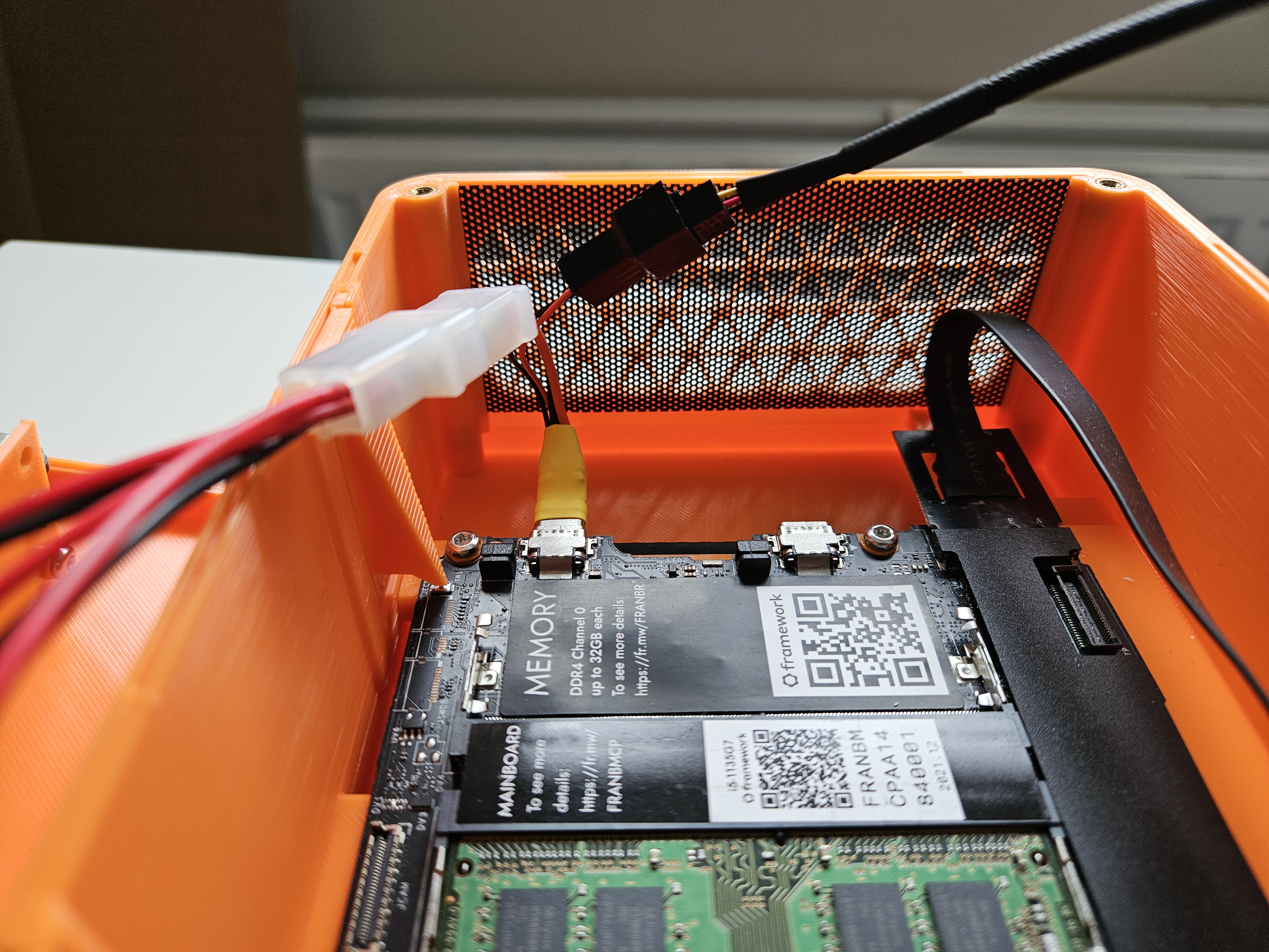 Framework NAS/media server with battery backup — thumbnail 7