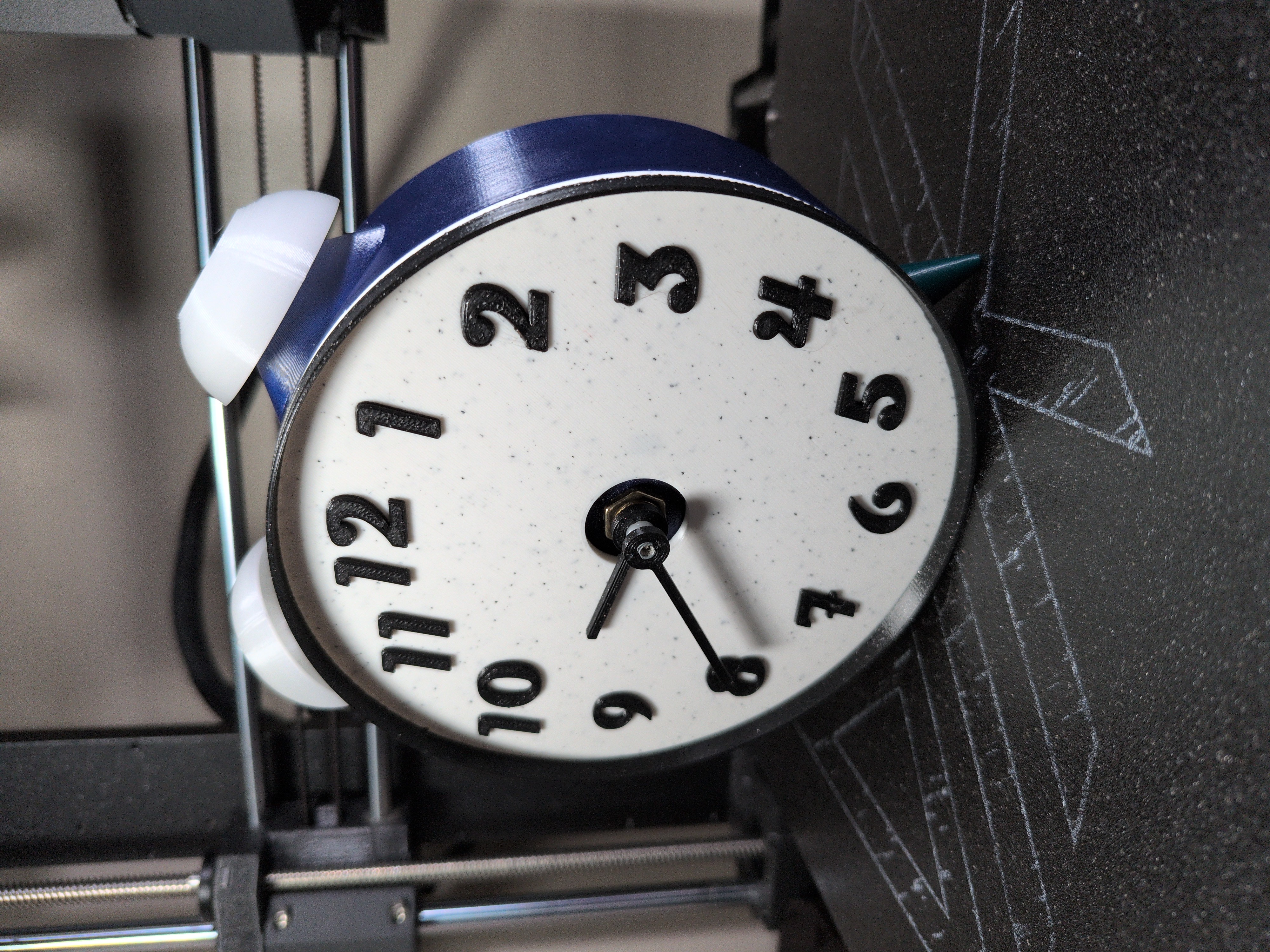 Reminder Clock - U.F.O Project Dec 2024
