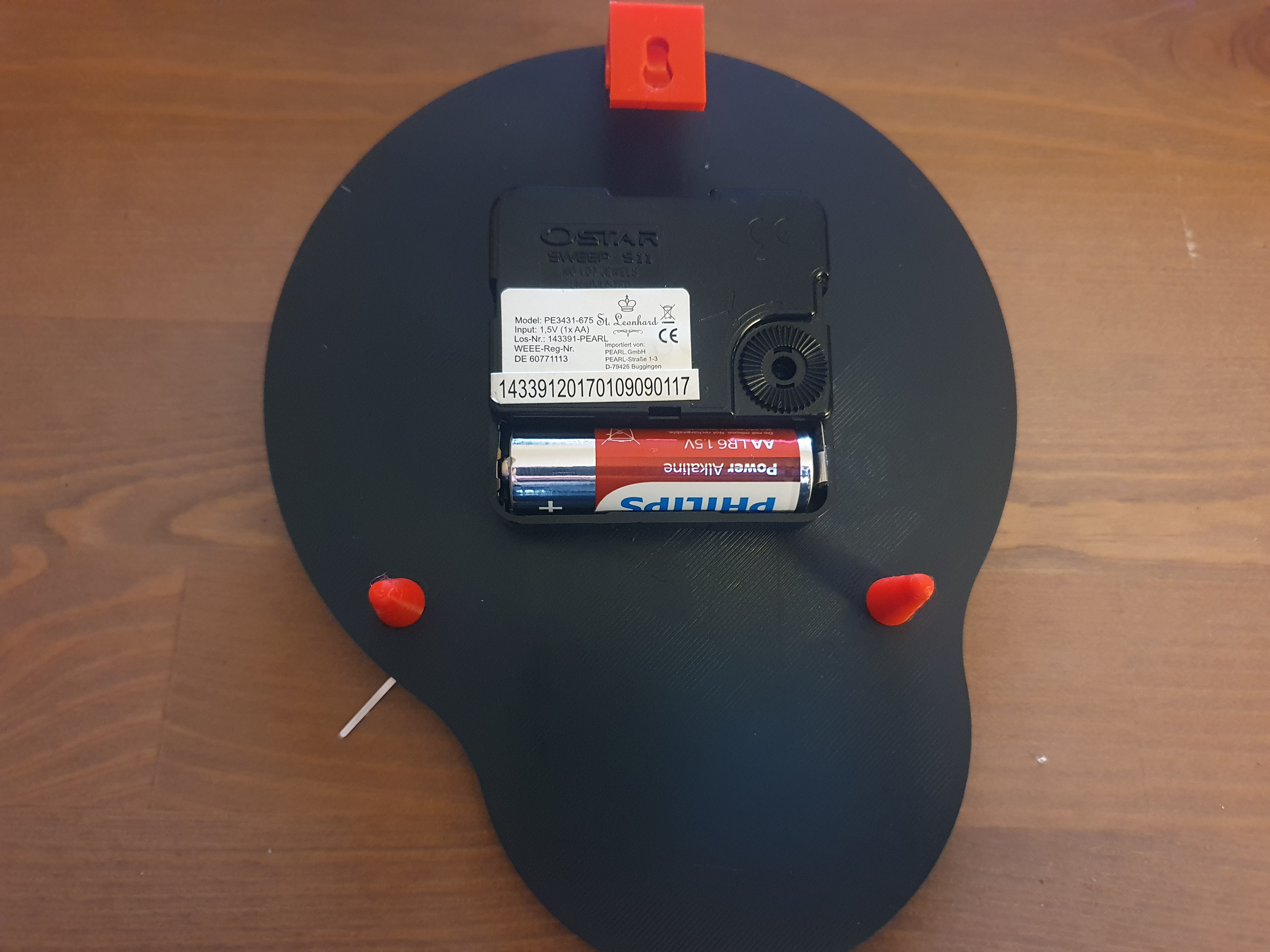 12 Monkeys Clock — miniatura 3