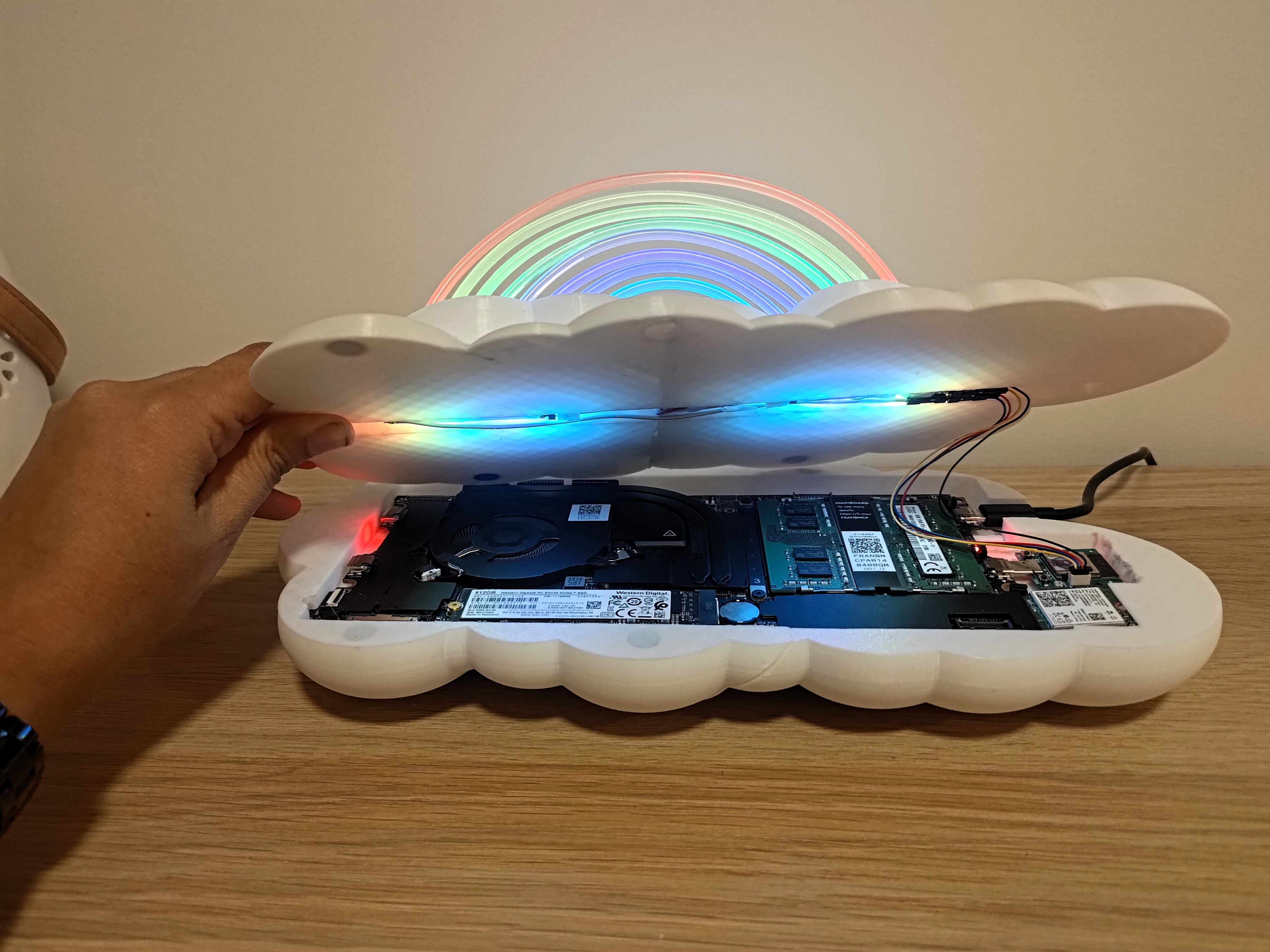 Framework-powered personal cloud with built-in down detectors — thumbnail 3