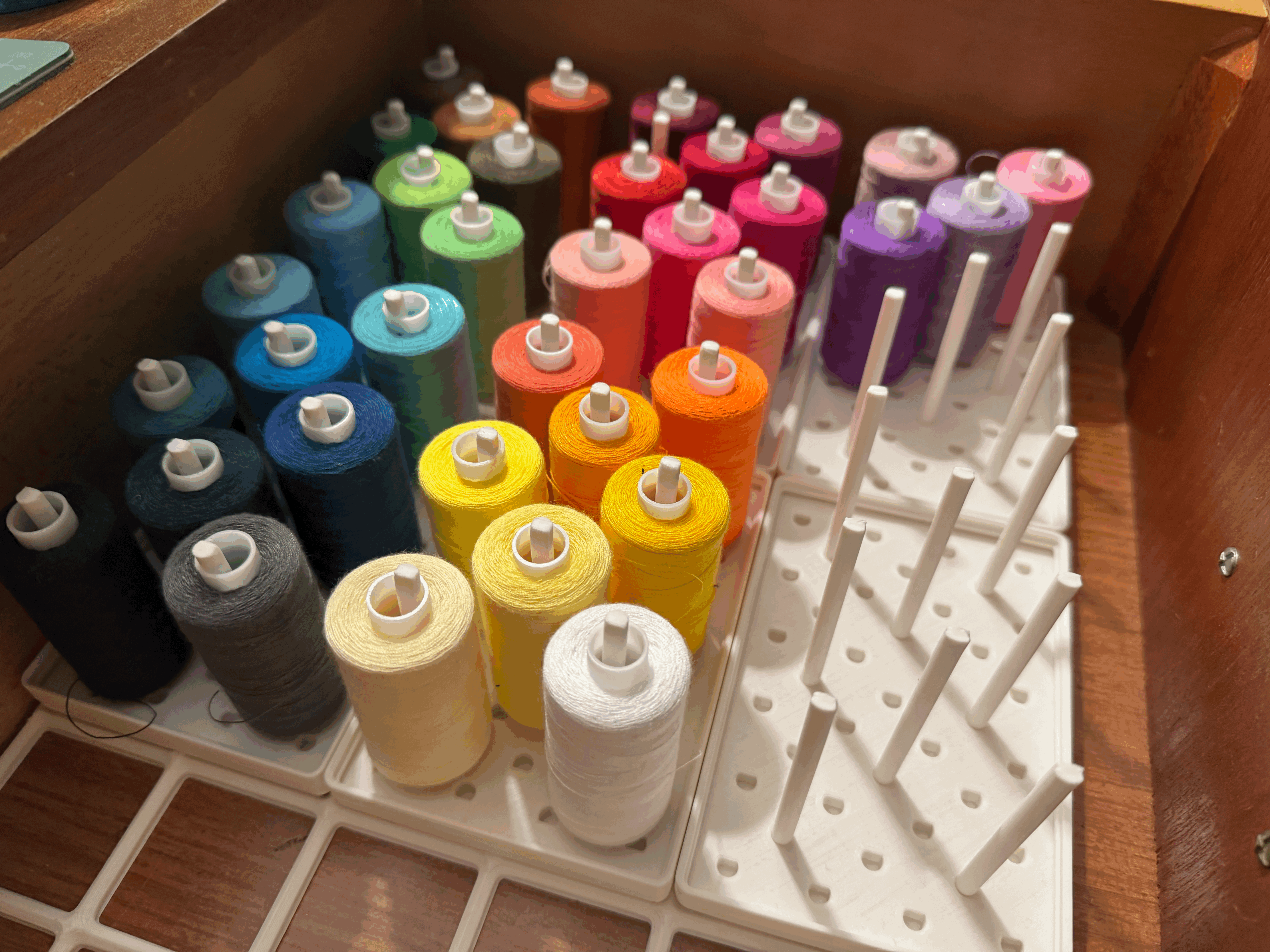 Gridfinity Sewing Thread / Yarn Holder