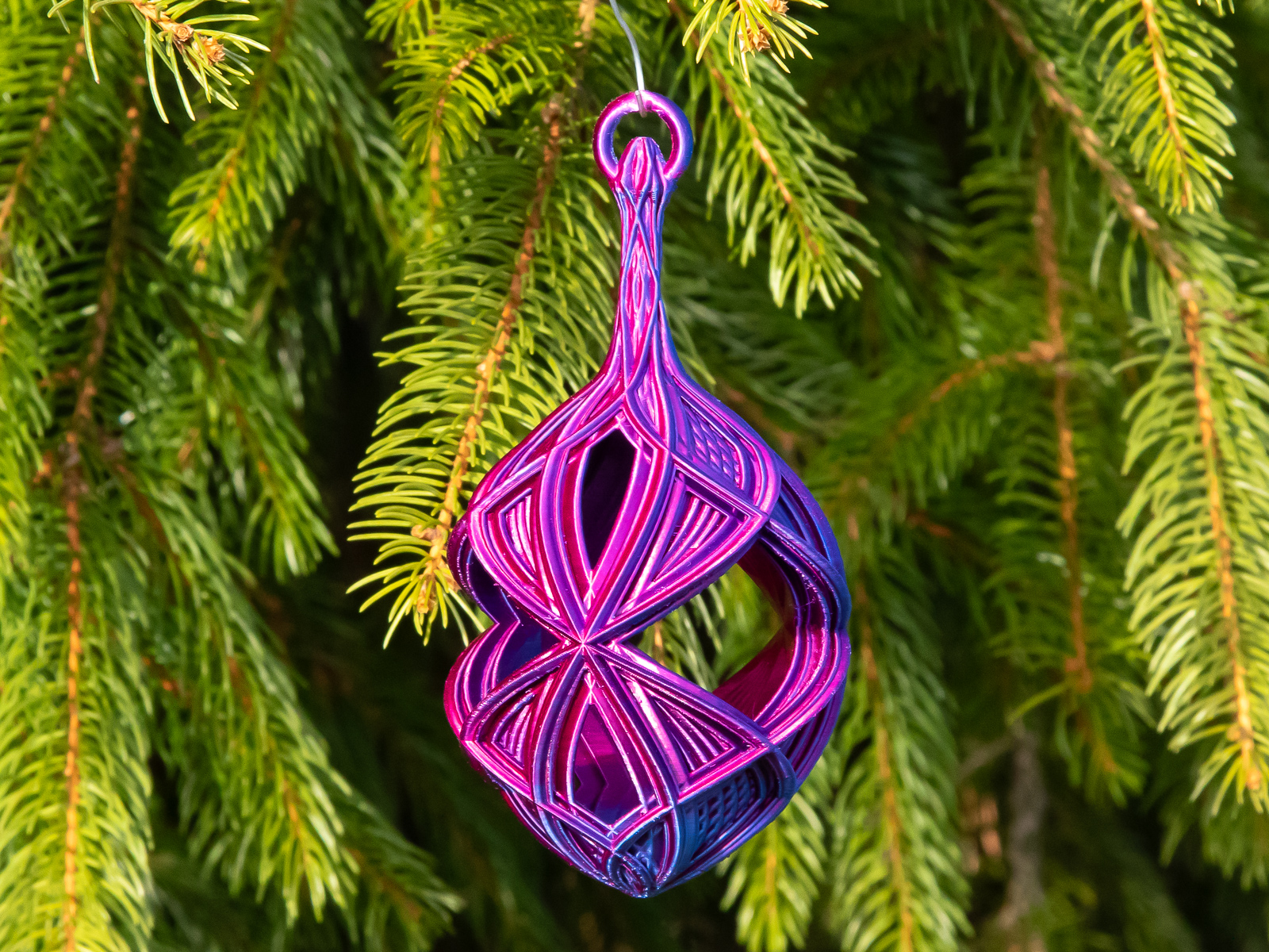Kaleidoscope 1 Christmas Bulb 2024 — thumbnail 2