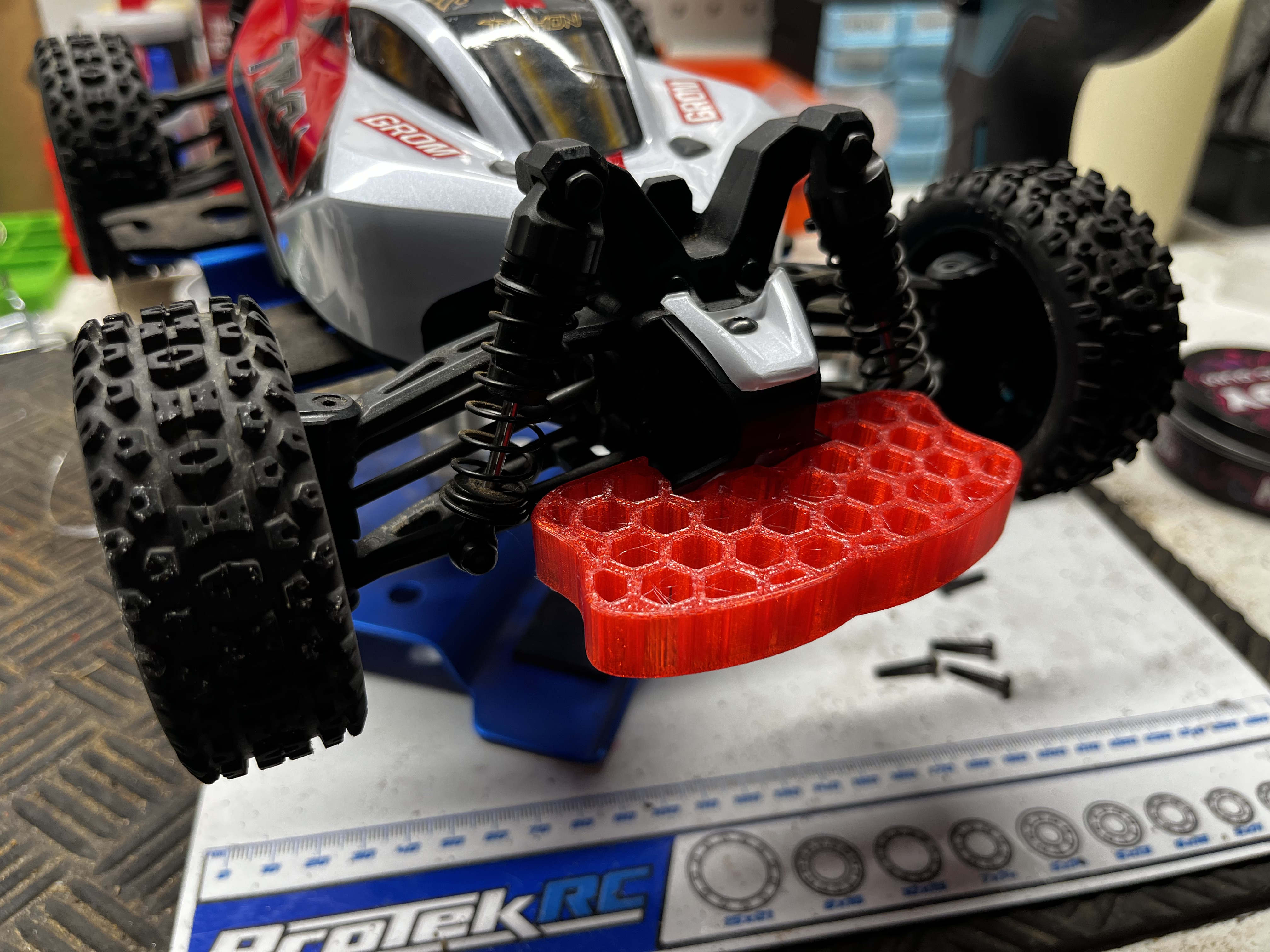 Arrma Typhon Grom - Honeycomb Street Bumper