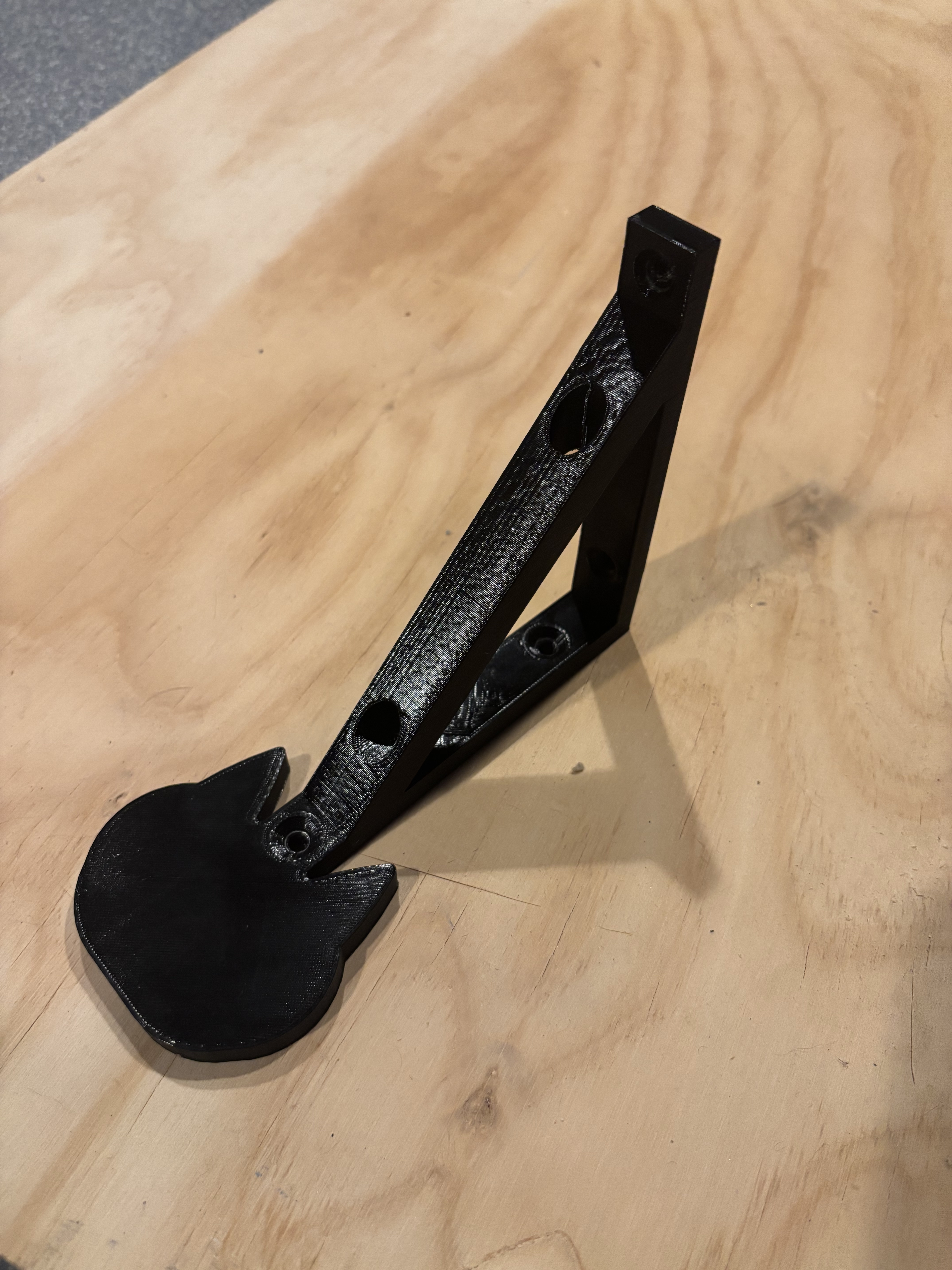 Miniatura 3 do modelo 3D Cat Shelf Bracket