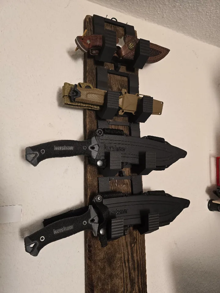 Messer Wandhalterung V1 / Knife Wall Mount V1 by Stephan (CapAlpha) Sagwitz