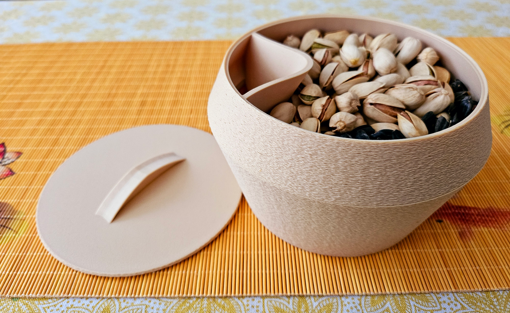 easy printable Pistachio/Peanuts/Seed (sorting) bowl