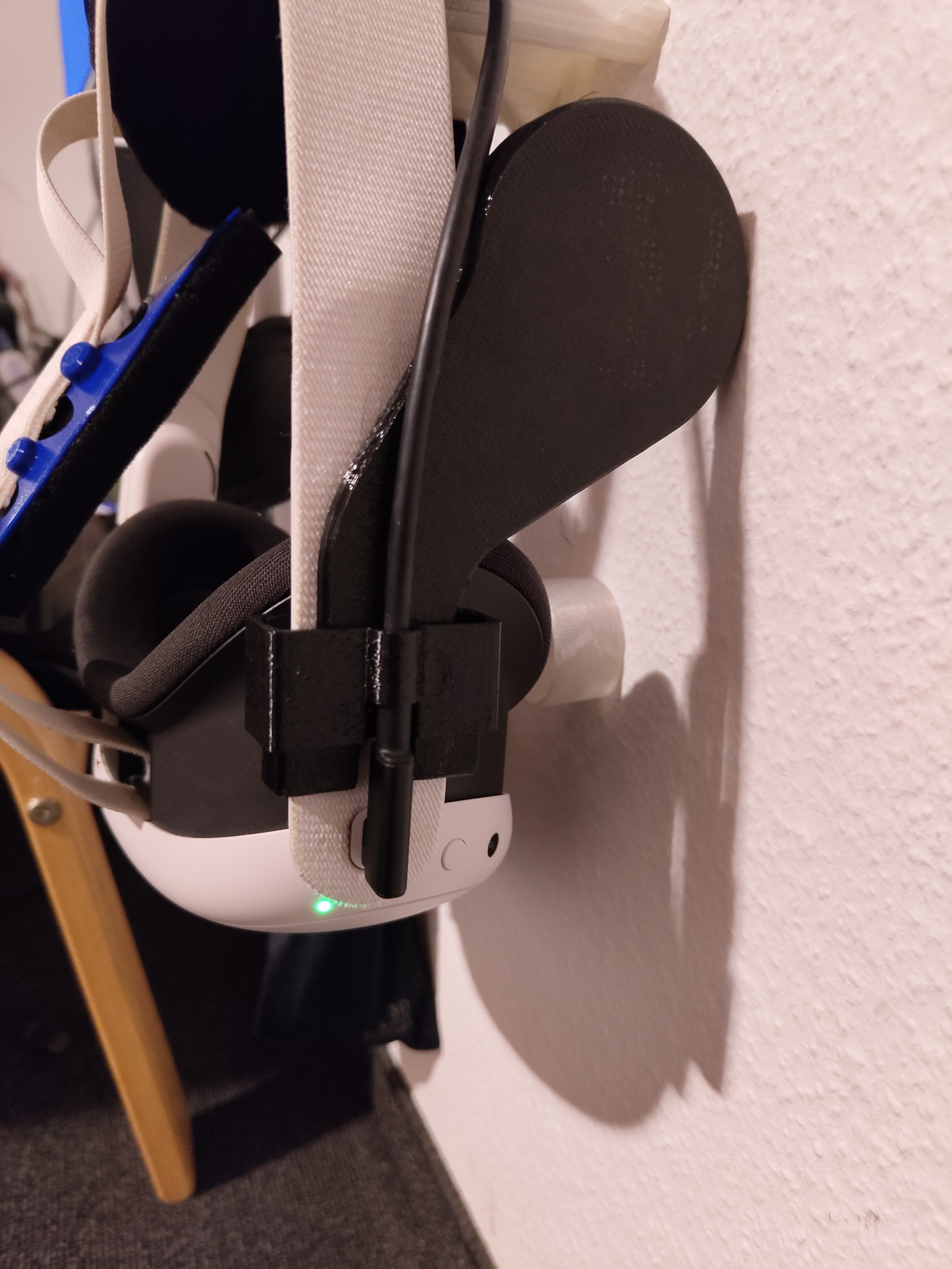 Remixed Meta Quest 3 Sound Enhancer with clamp for cable