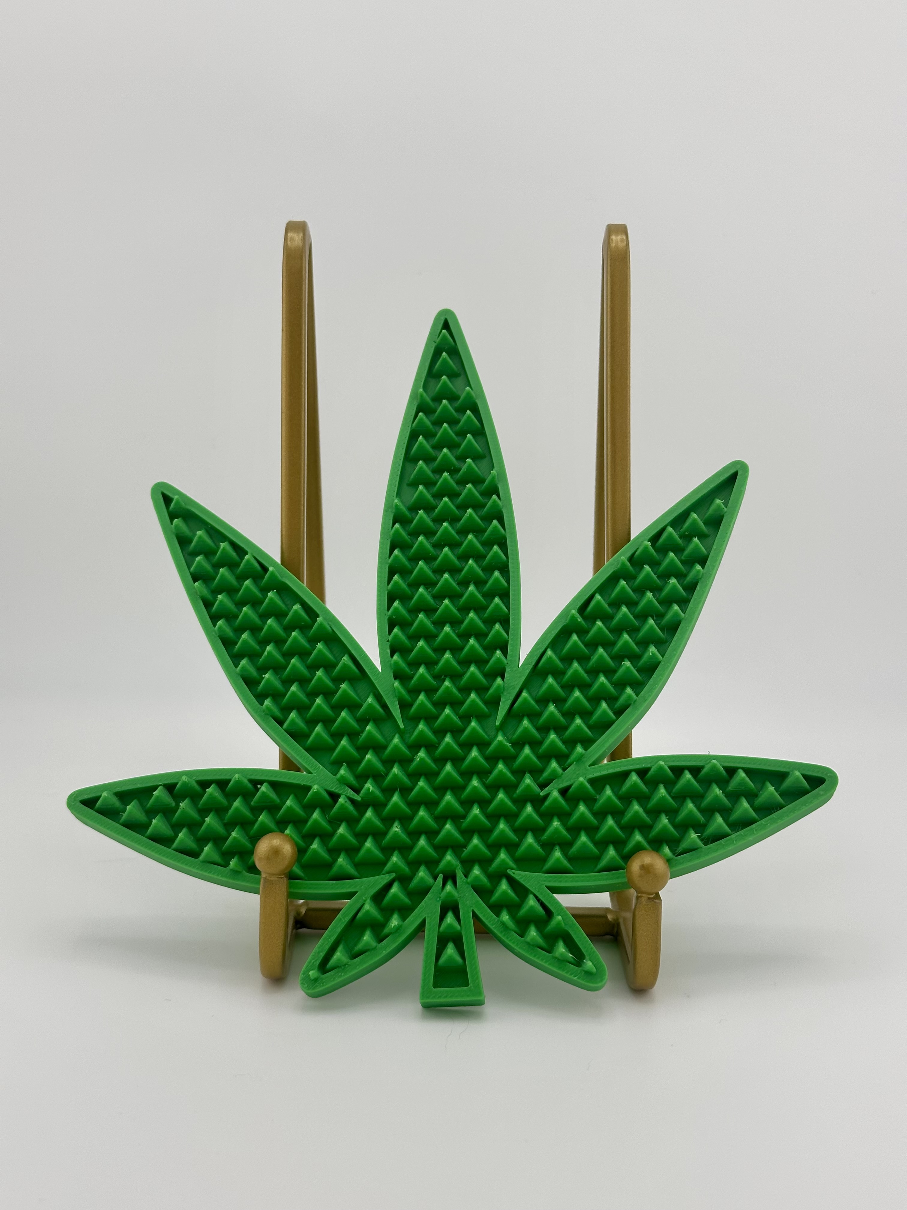 Cannabis Leaf Snowboard Stomp Pad