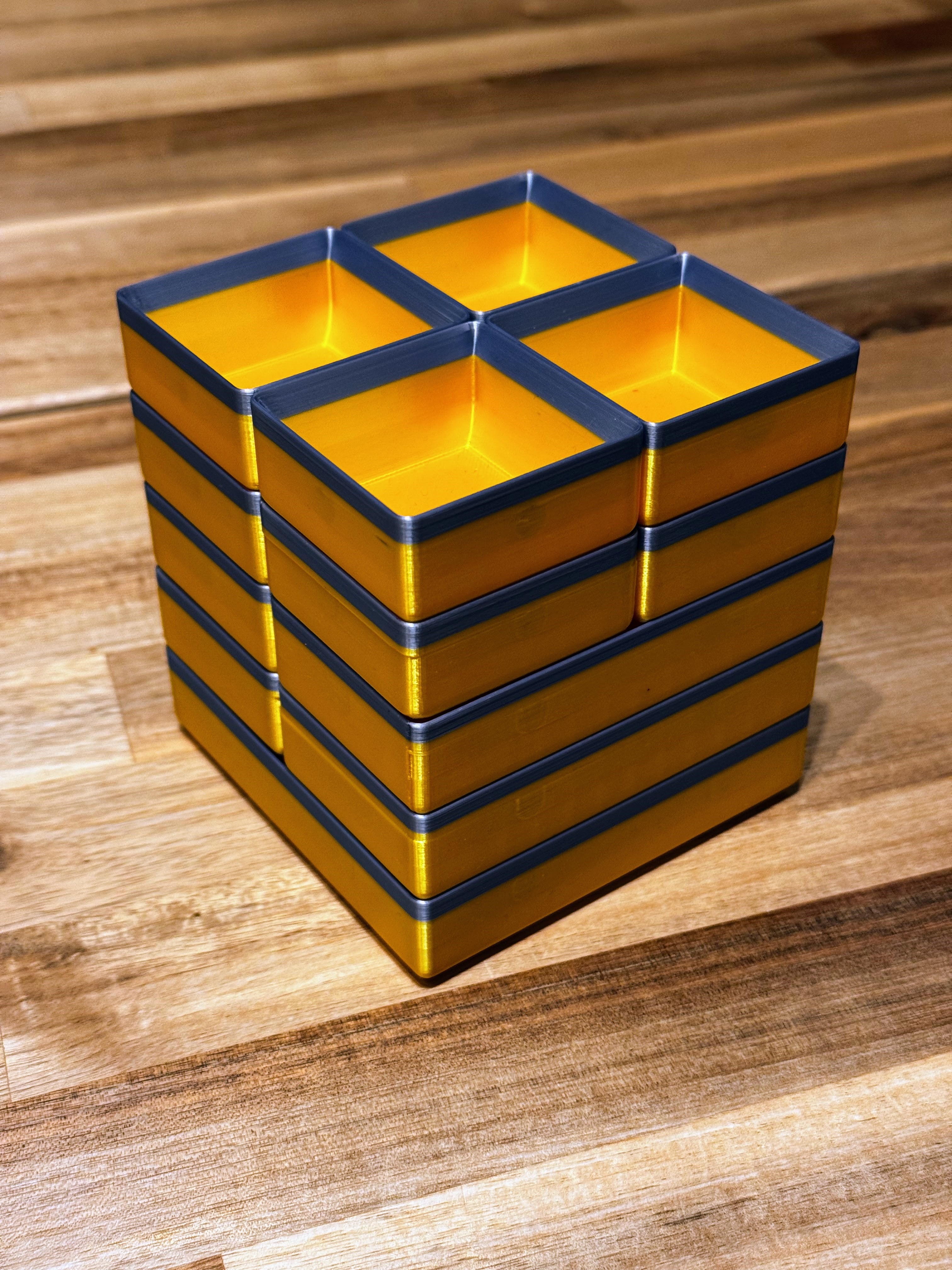 Magnetic token box for Board Games