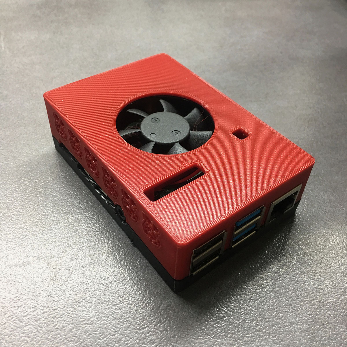 Raspberry Pi 4 Octoprint Case (remix). By Aussieinkguy 