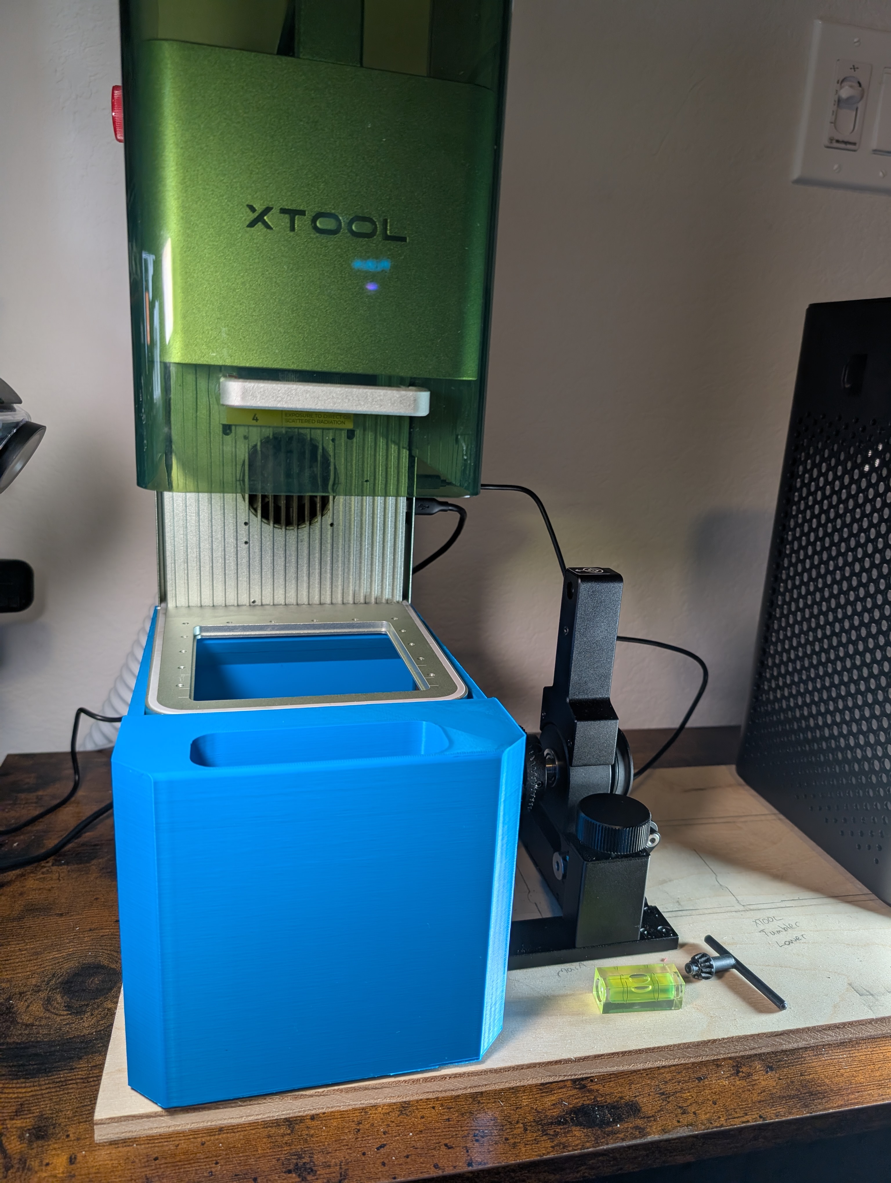 Xtool F1 riser stand