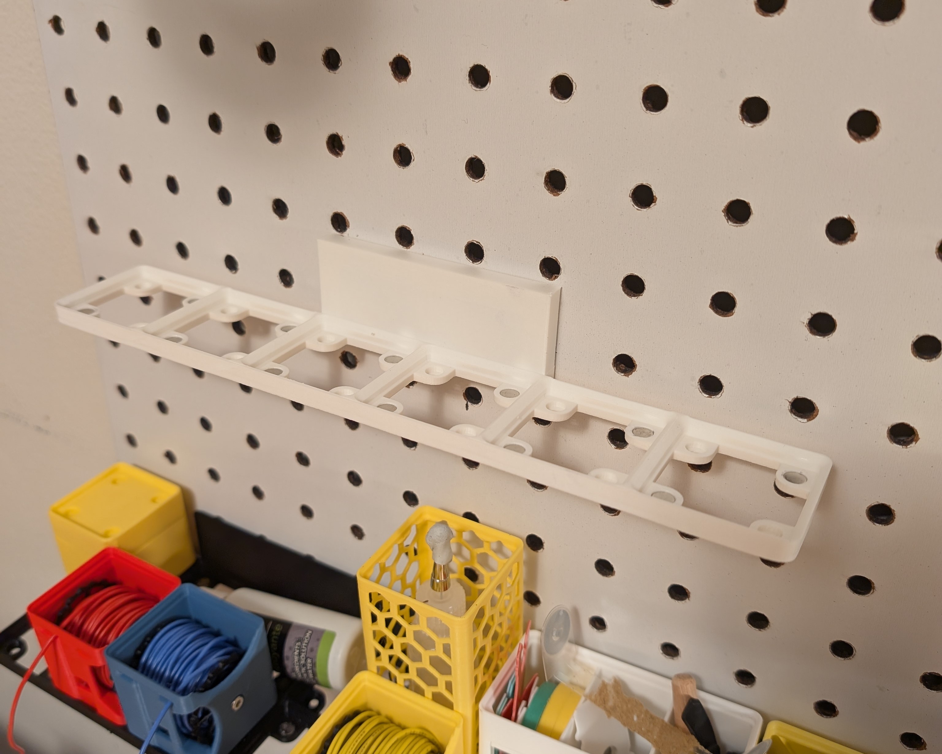 Peggit Gridfinity Baseplate