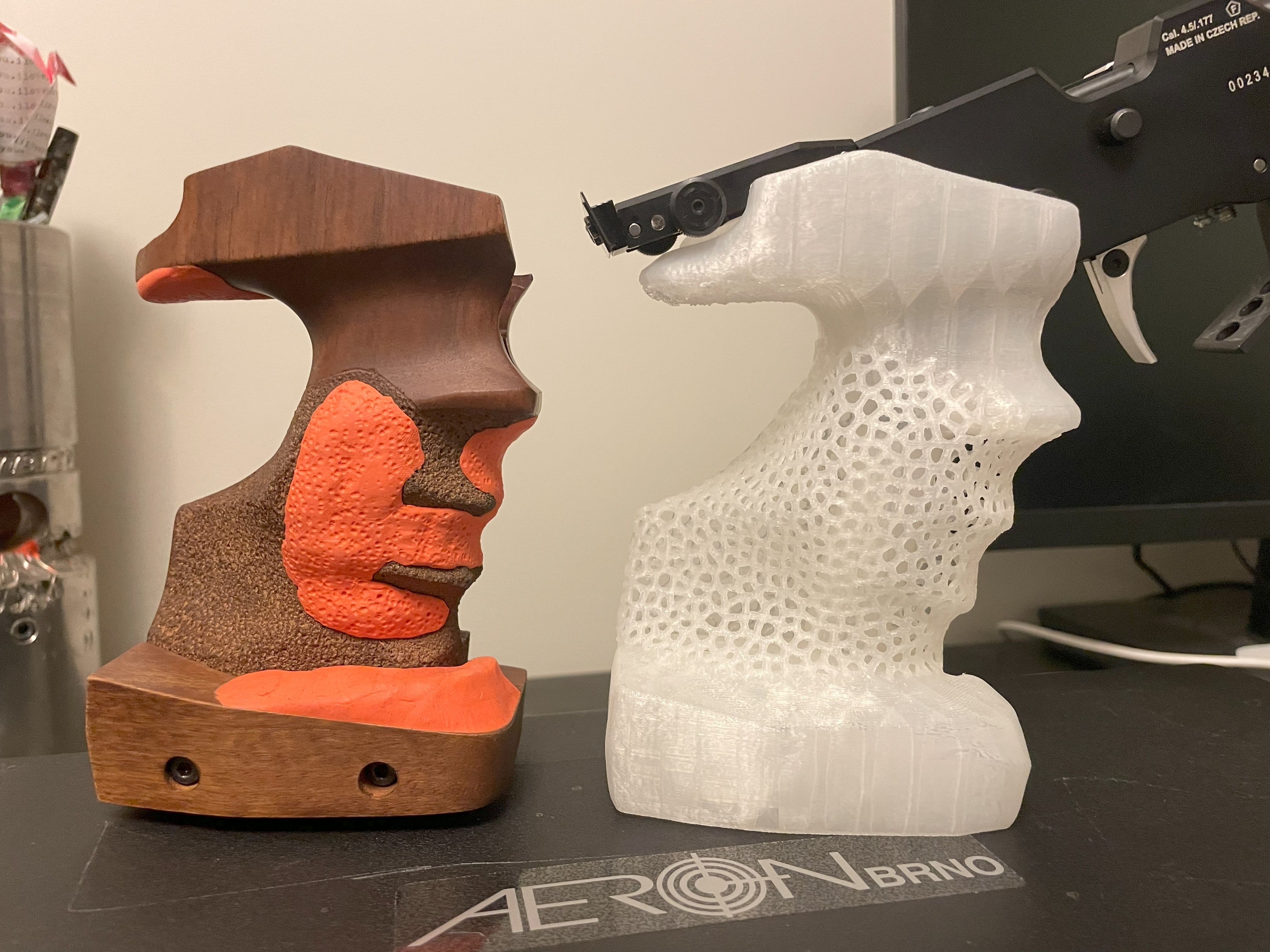 Aeron ACZ-101 Spider Air Pistol Grip