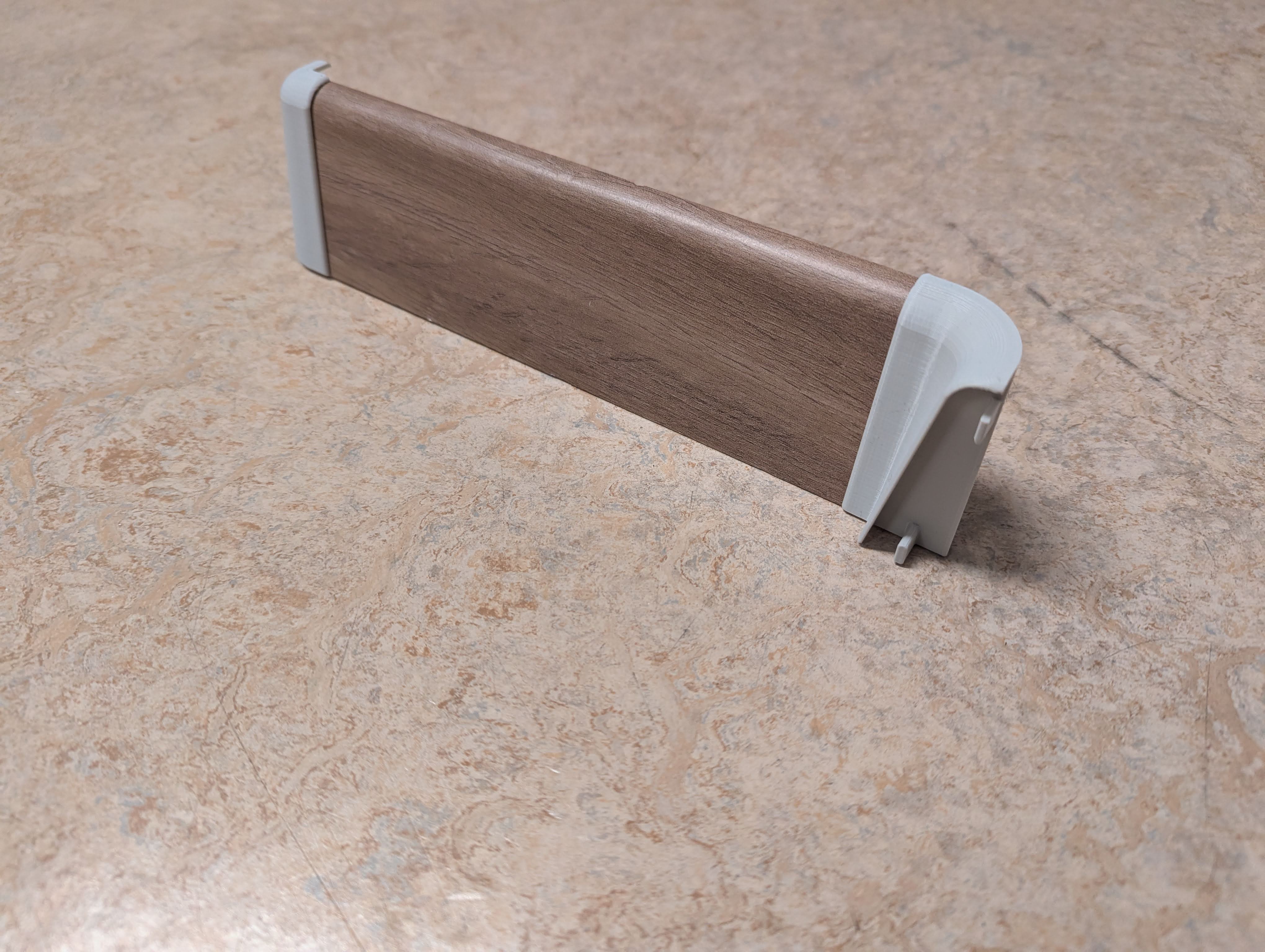 Corners for skirting board Living by Haro