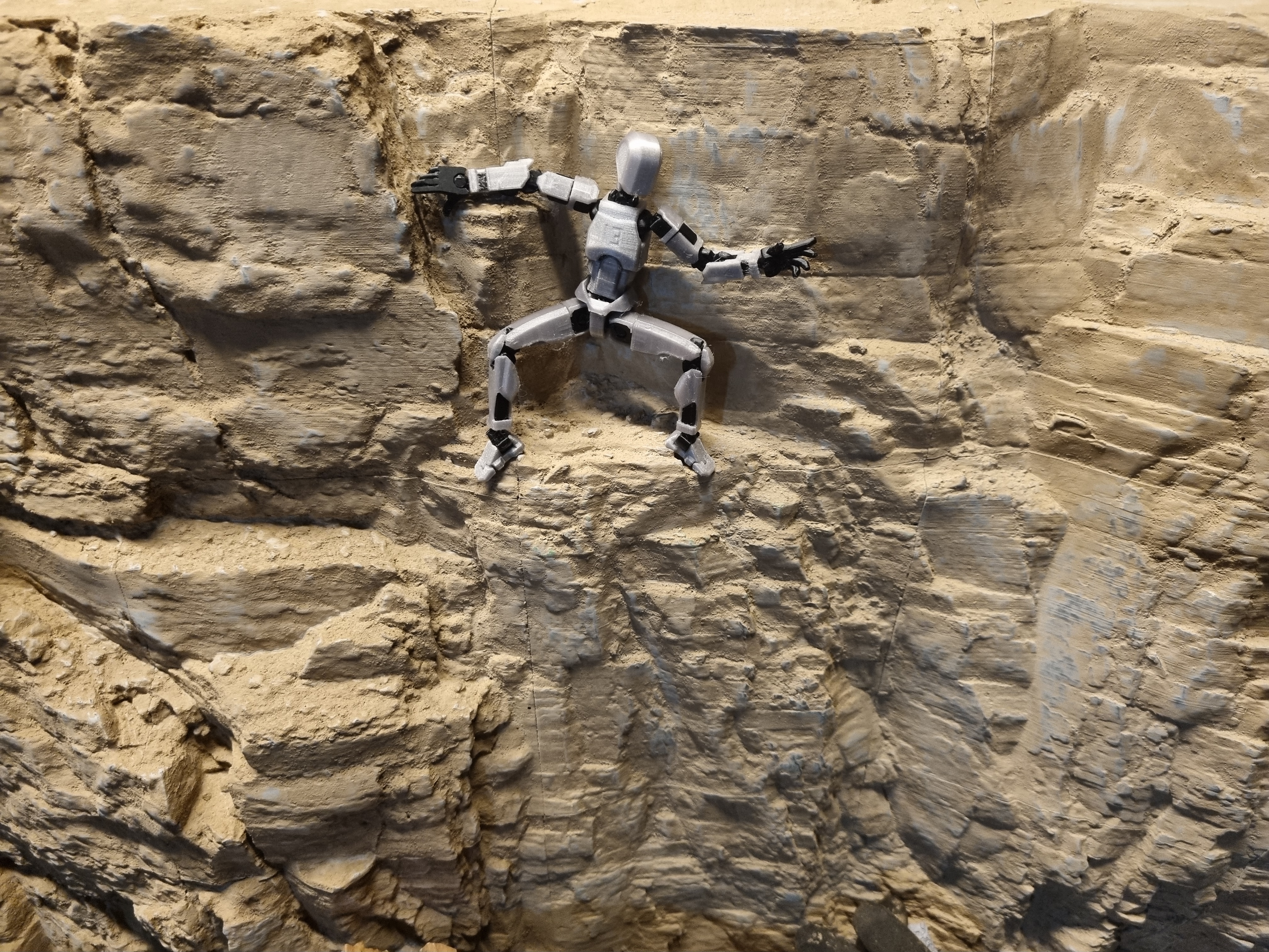 Cliff Background 1171 x 498mm