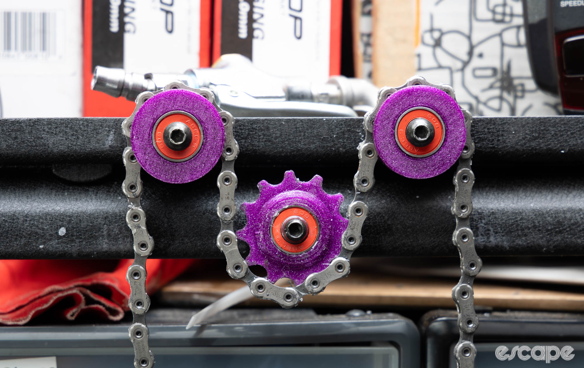 Chain keepers for waxed chain break in (bearings required)