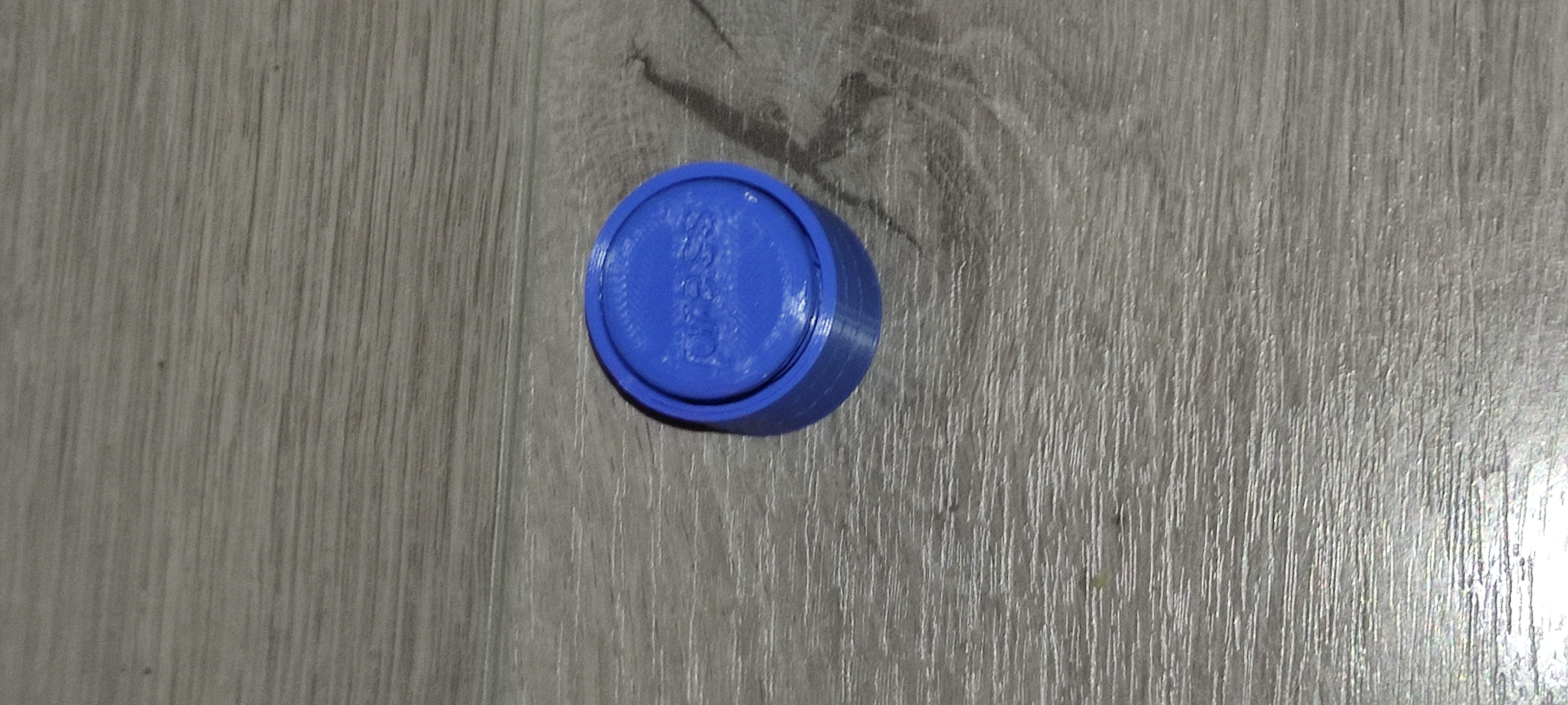 fidget button
