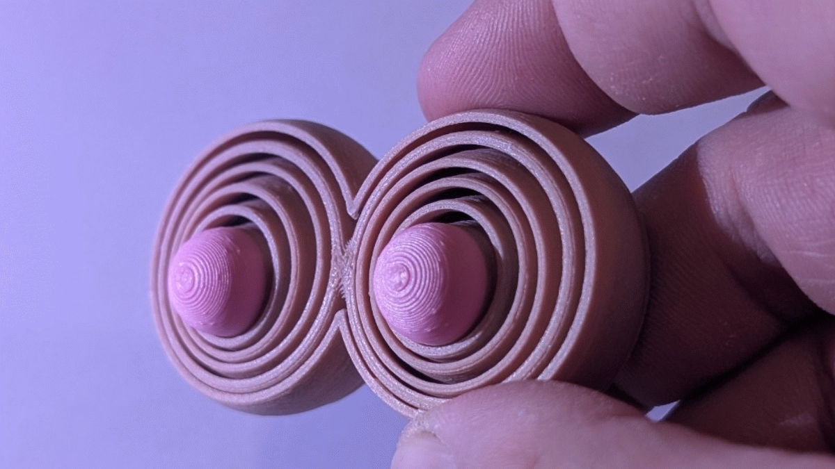 Fidget Boobs