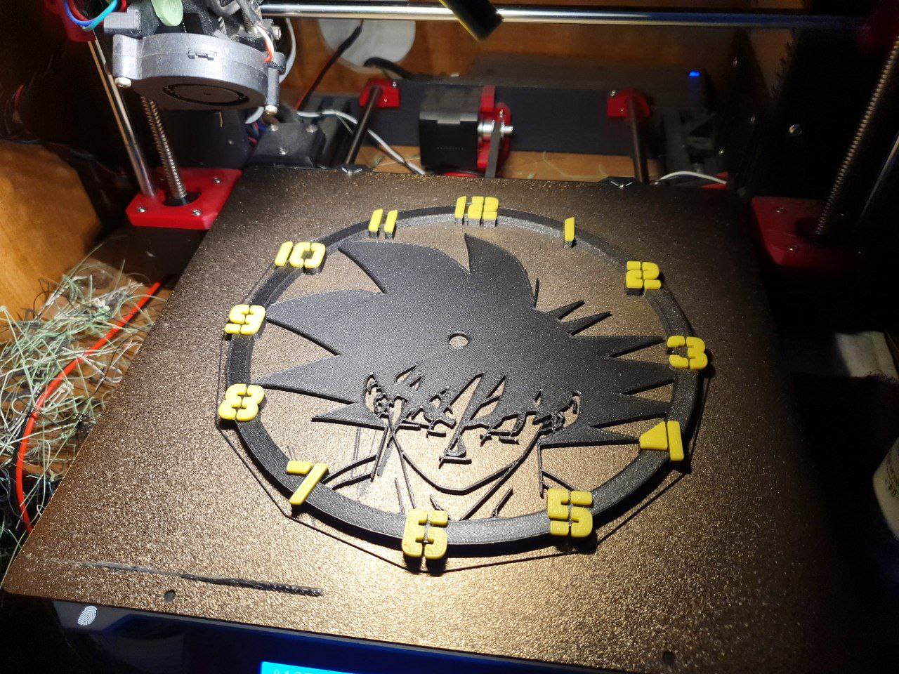 Miniatura 4 do modelo 3D dragonball inspired Clock