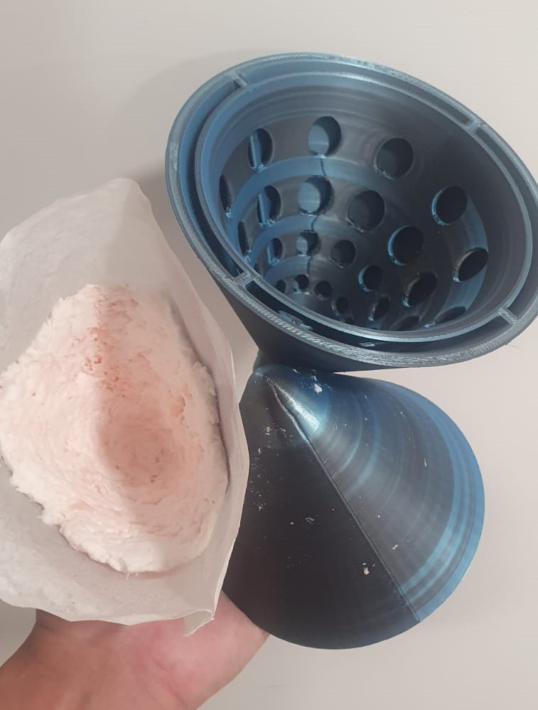 Resin filter squeezer