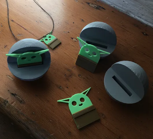 Baby Yoda and Pod