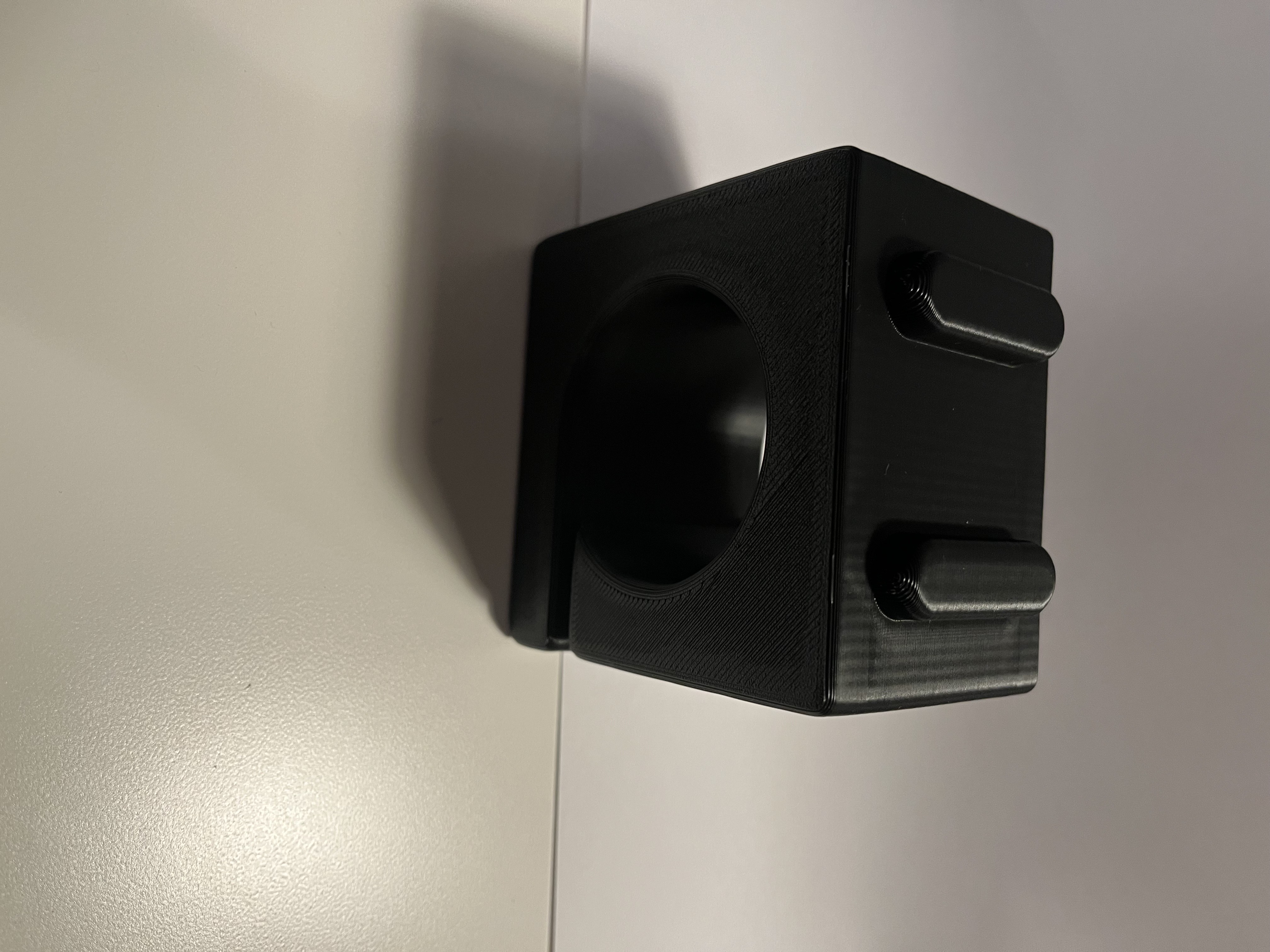 Stackable wrapping paper holder/dispenser with wall mount — miniatura 8