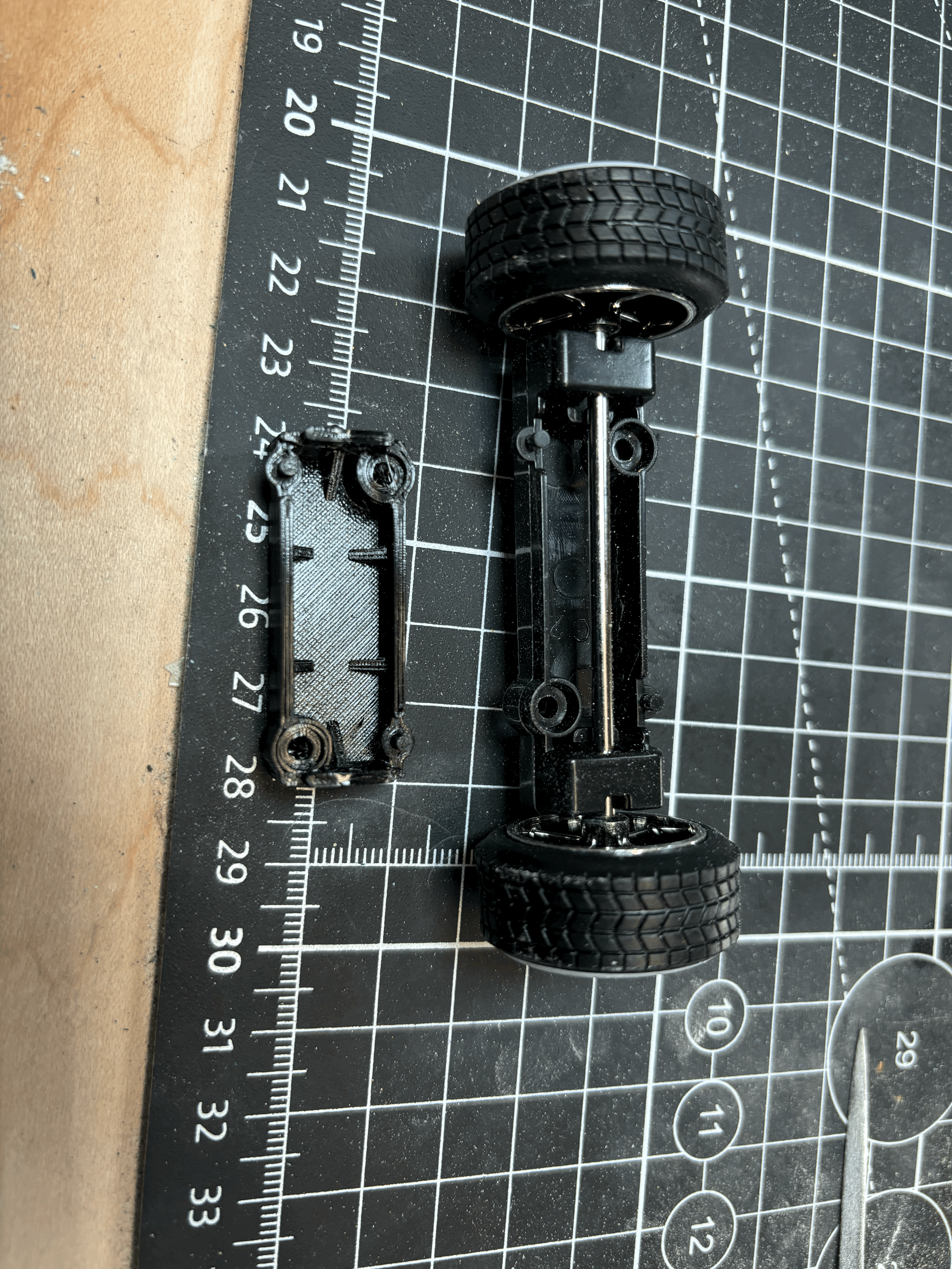 Delorean wheel axle holder thing