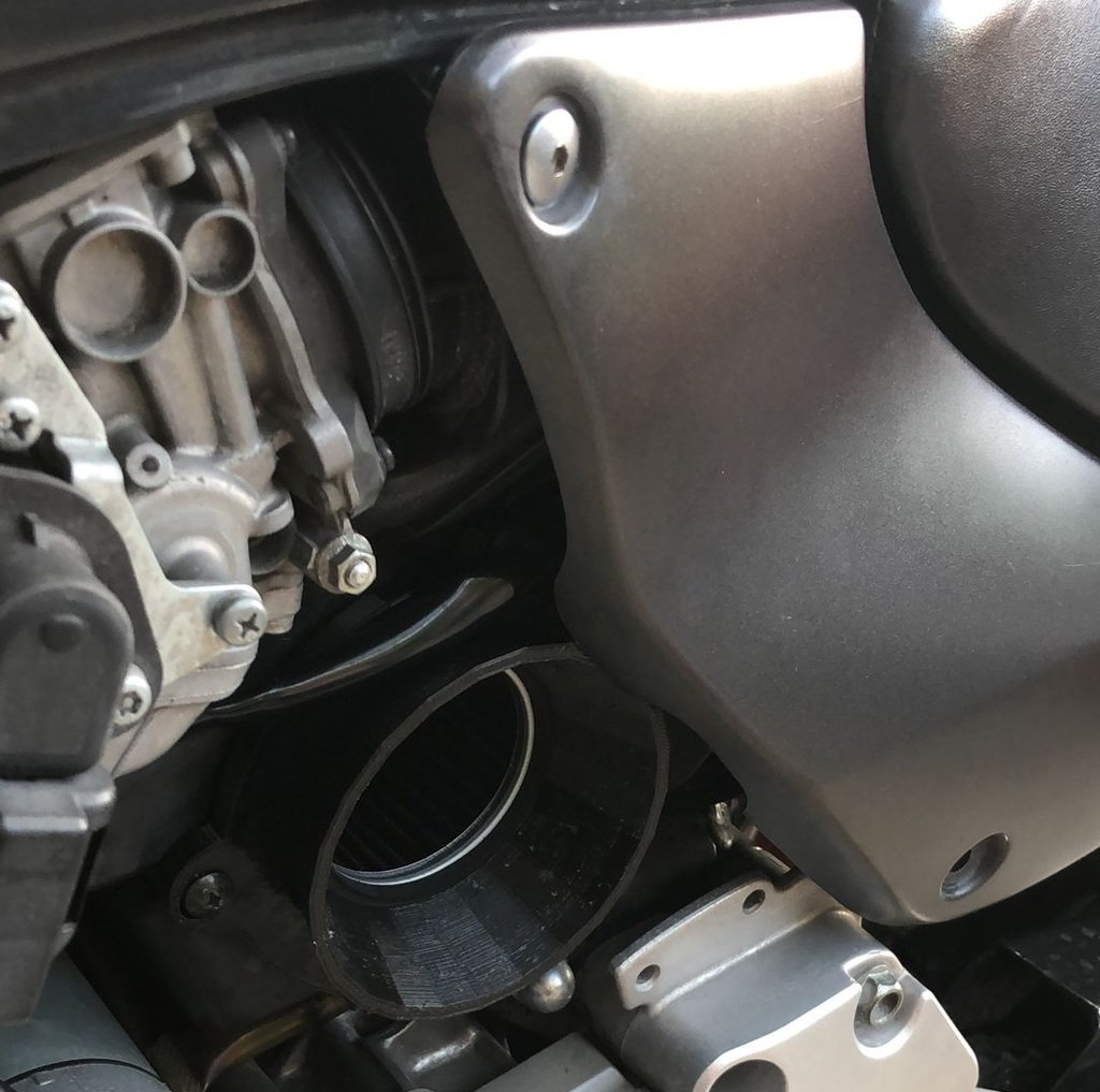 Honda Hornet 600 PC34 Airfilter Modification