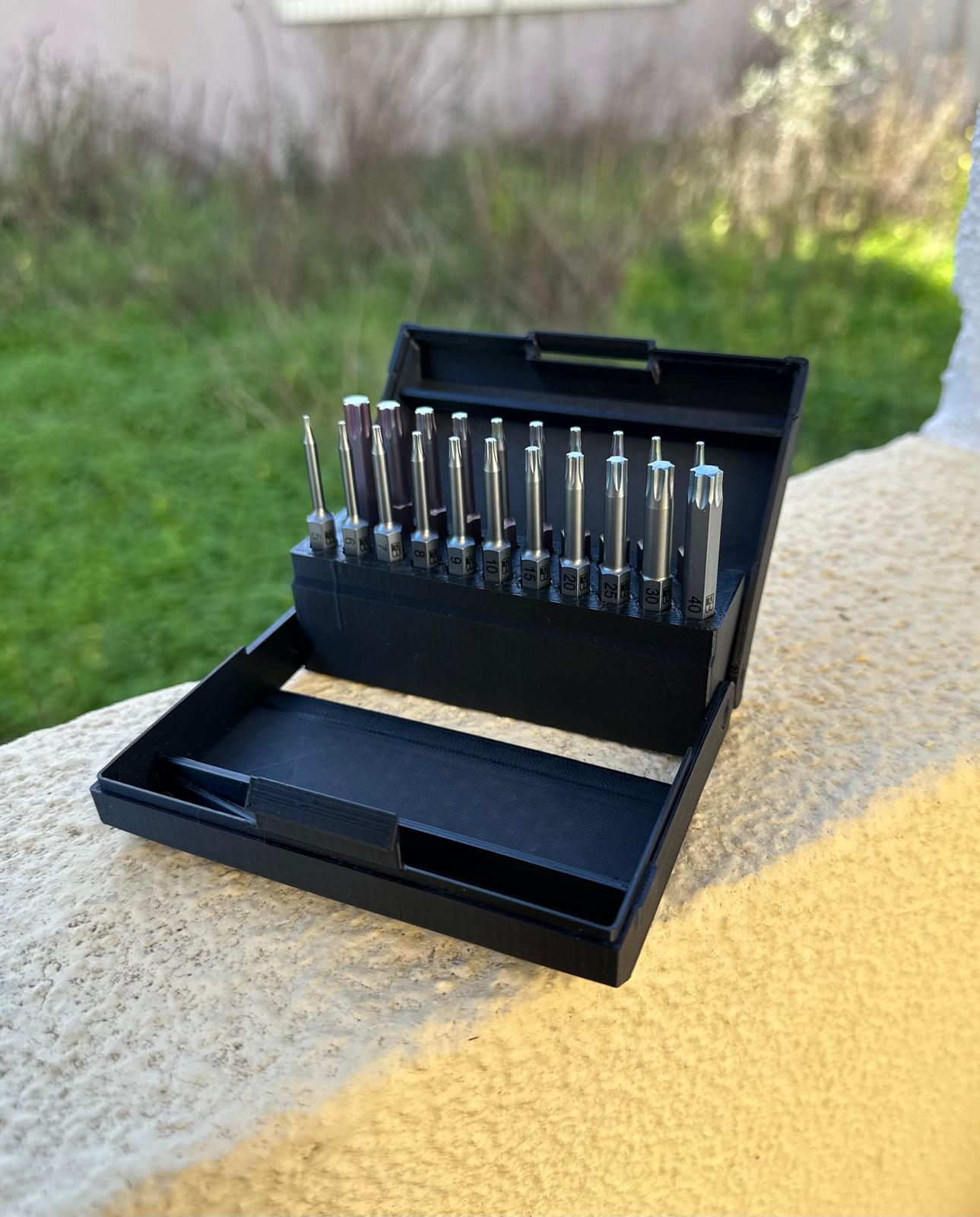 HEXAGONAL BITS BOX