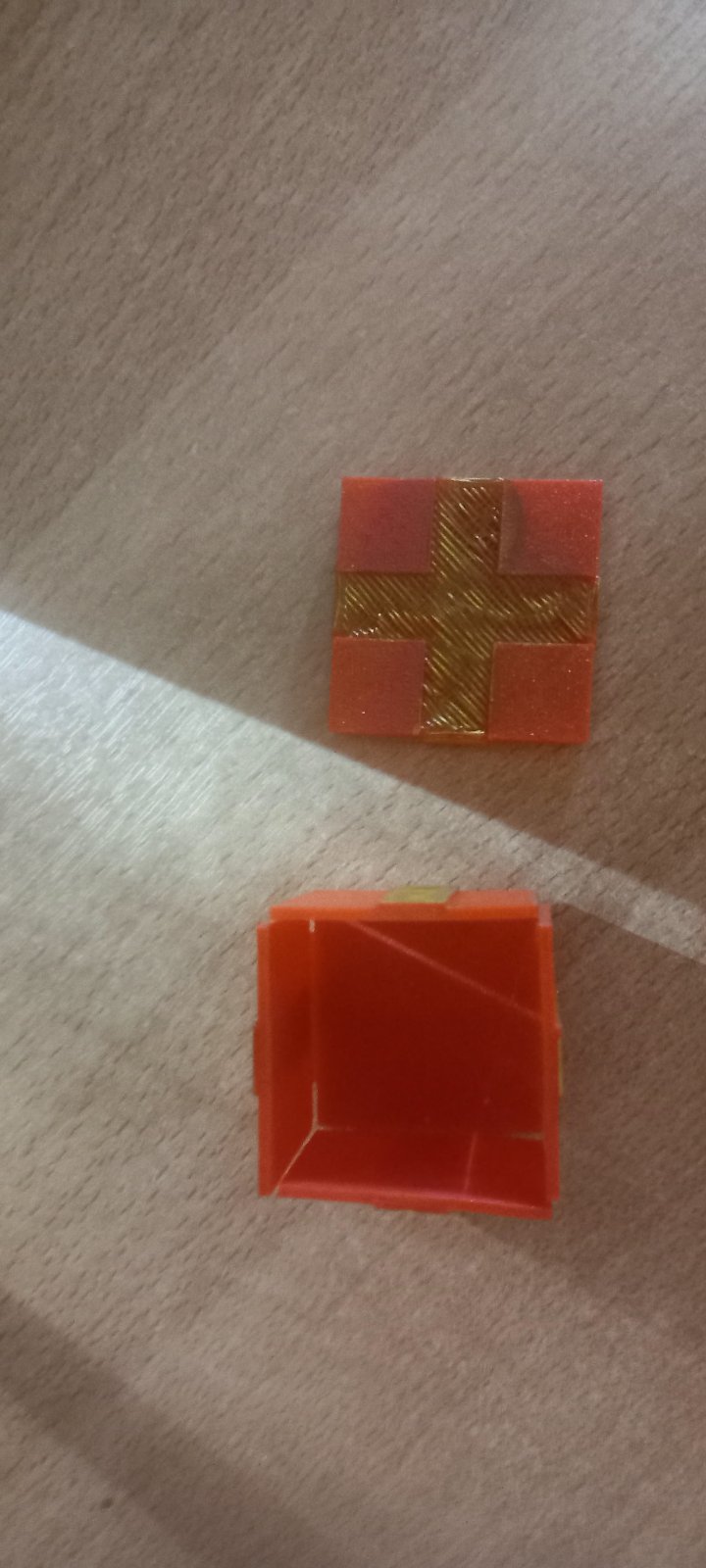 foldable present printed flat — thumbnail 2